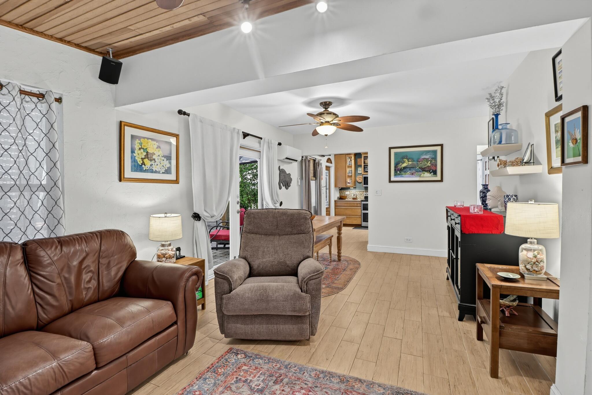 2240 Harbor Drive Property Photo 3