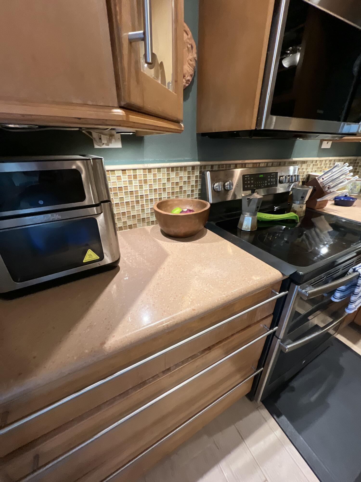 2240 Harbor Drive Property Photo 12