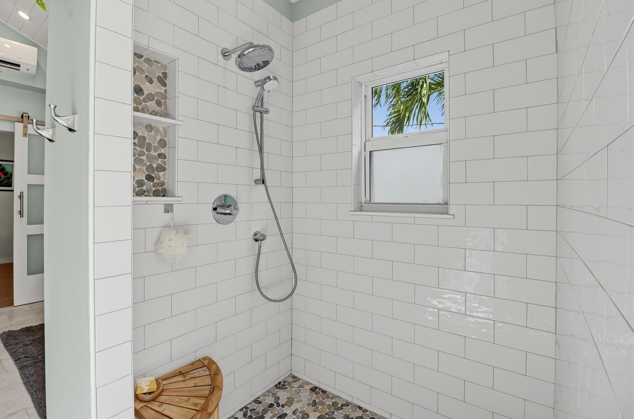 2240 Harbor Drive Property Photo 20