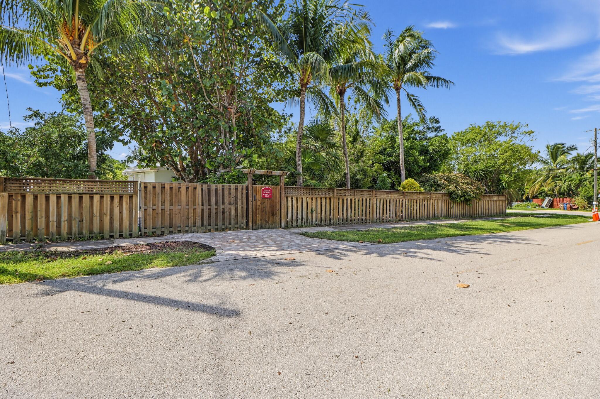 2240 Harbor Drive Property Photo 42