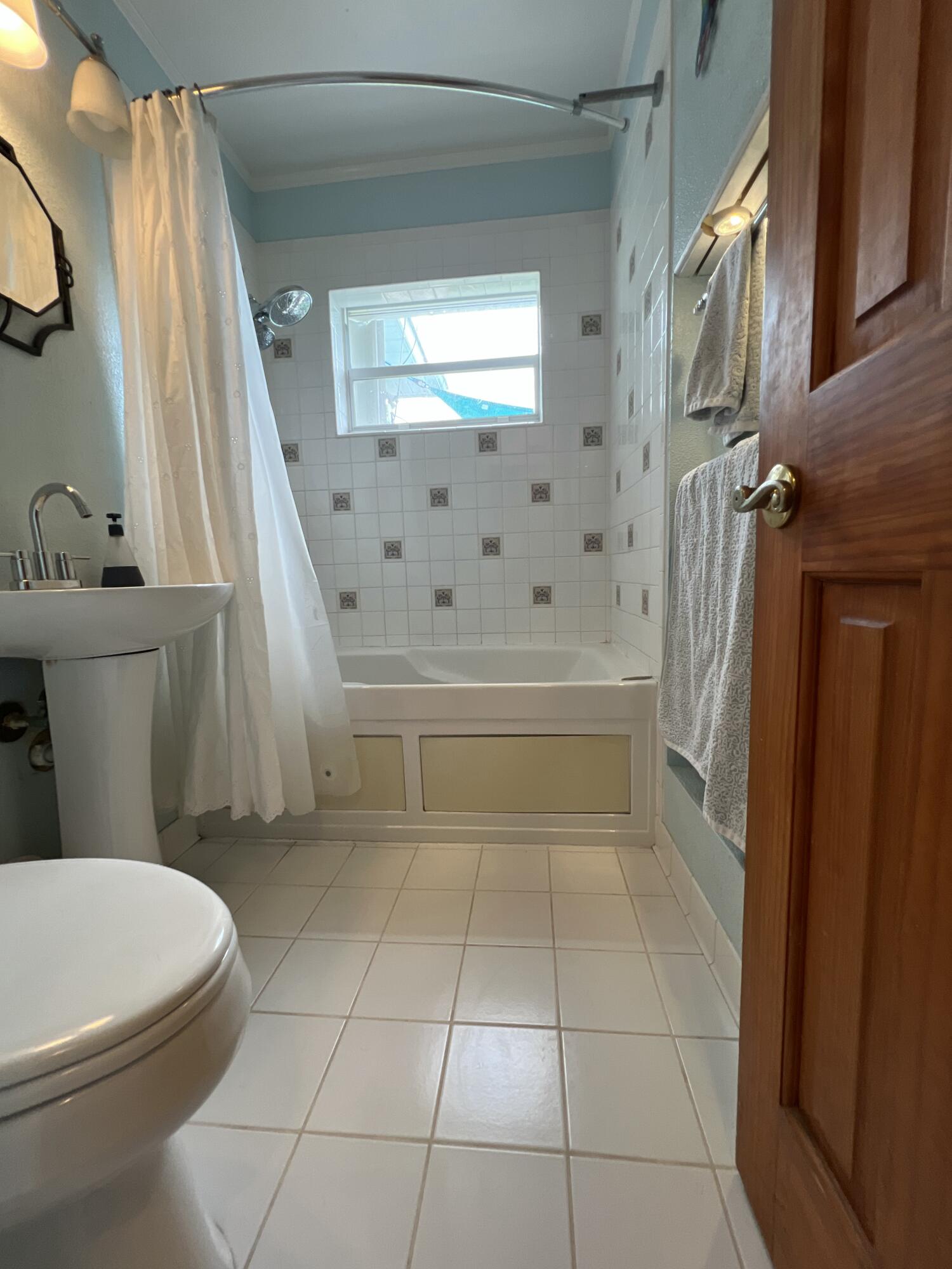 2240 Harbor Drive Property Photo 52