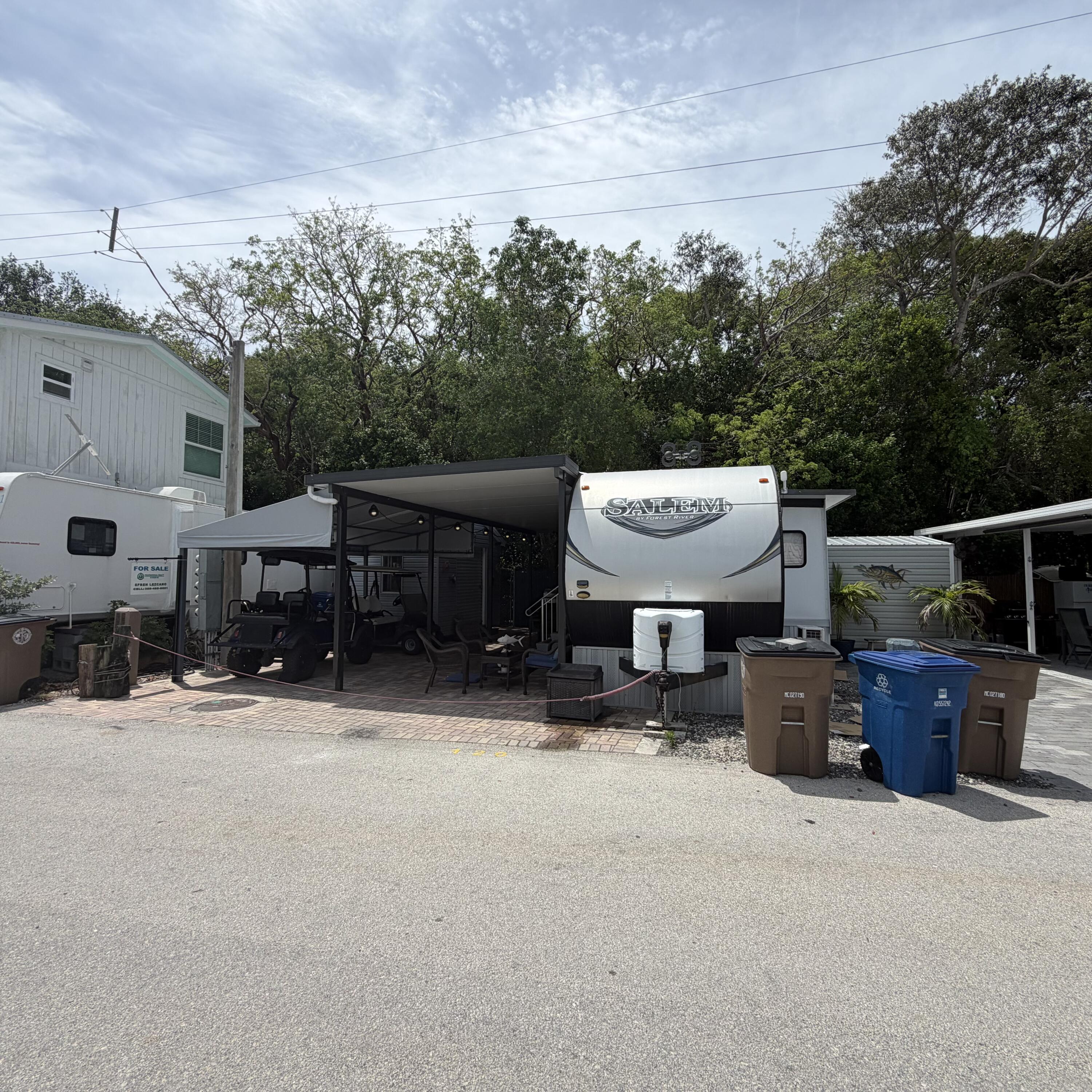 325 Calusa Street 120 Property Photo 22
