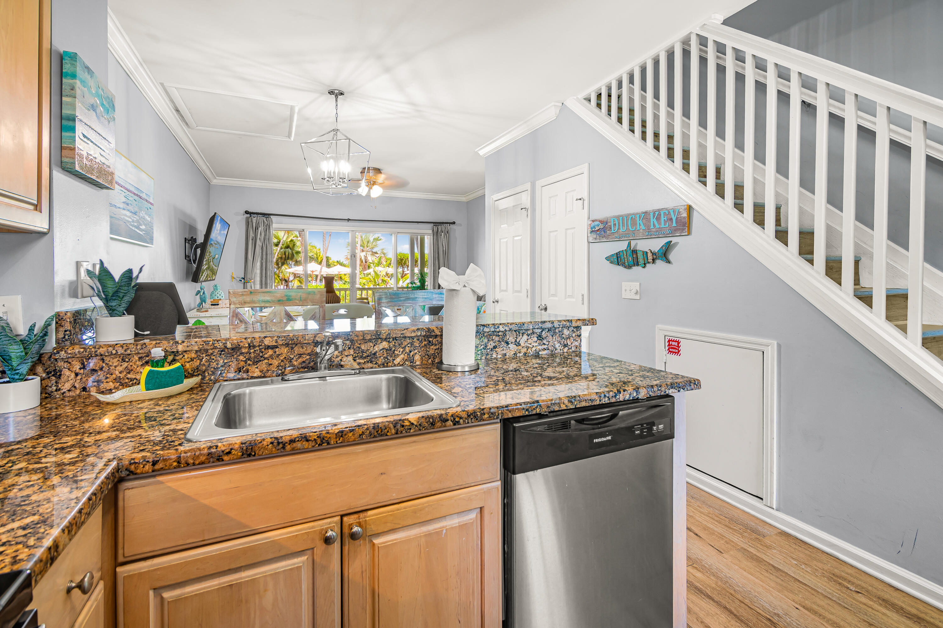 5091 Sunset Village Drive Property Photo 16
