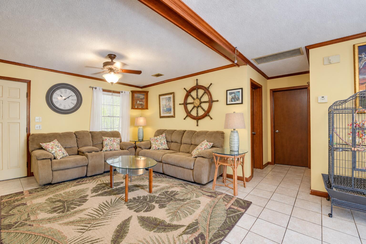 545 Ixora Drive Property Photo 10
