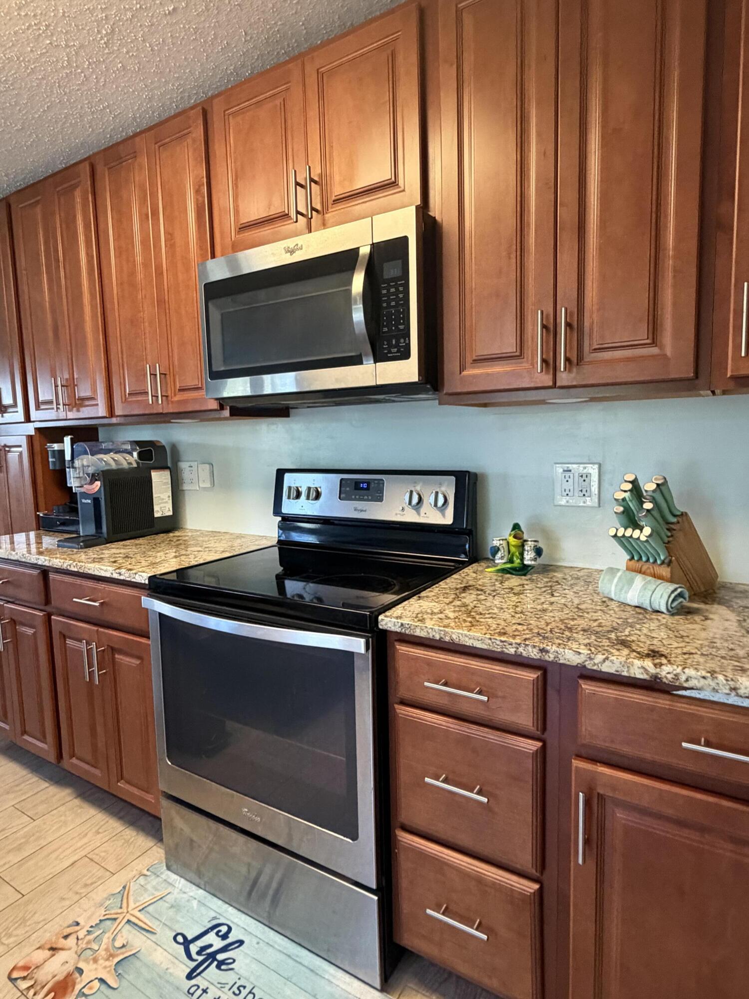 126 Dove Creek Drive Property Photo 4