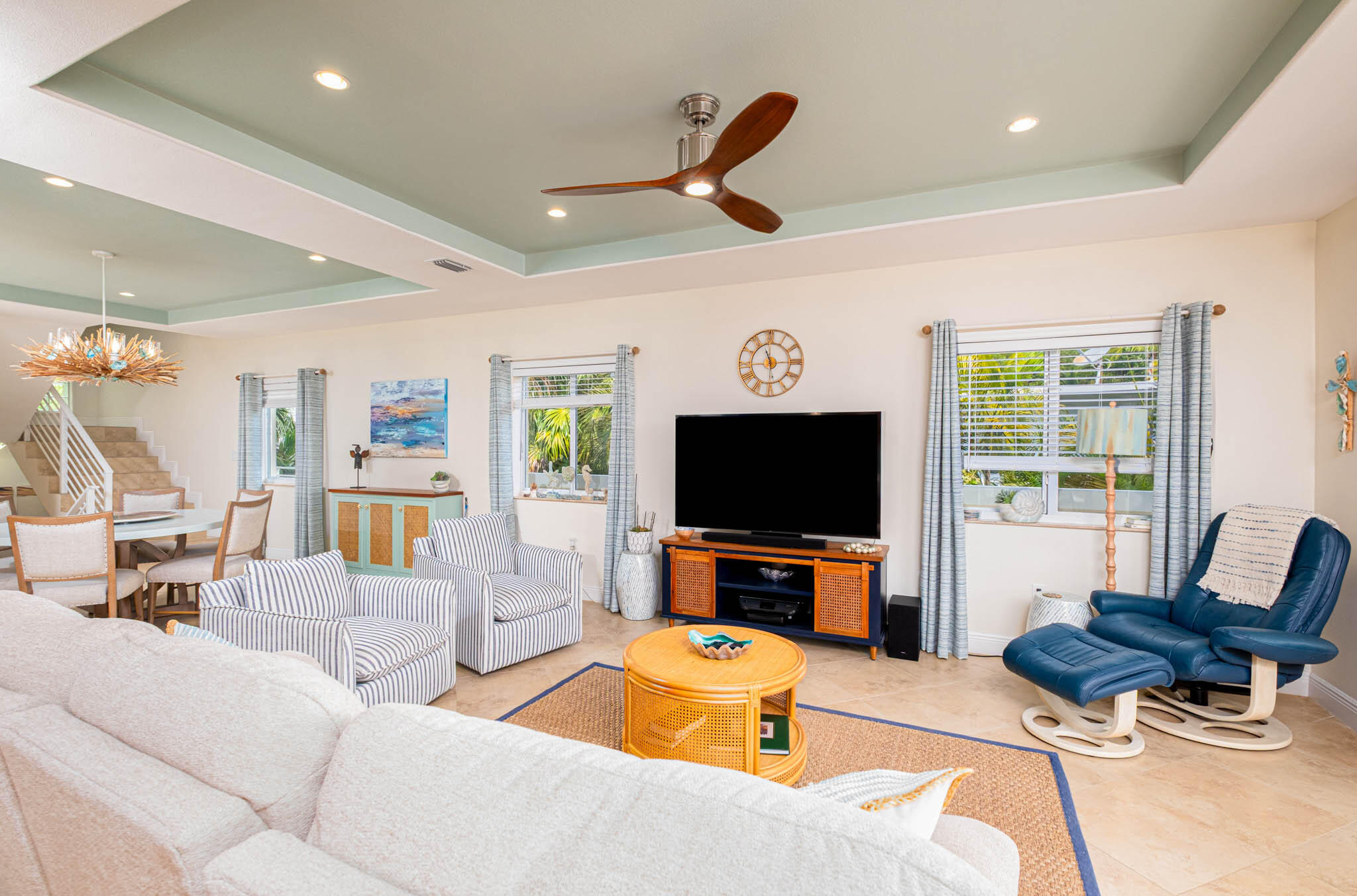 148 Riviera Drive Property Photo 9