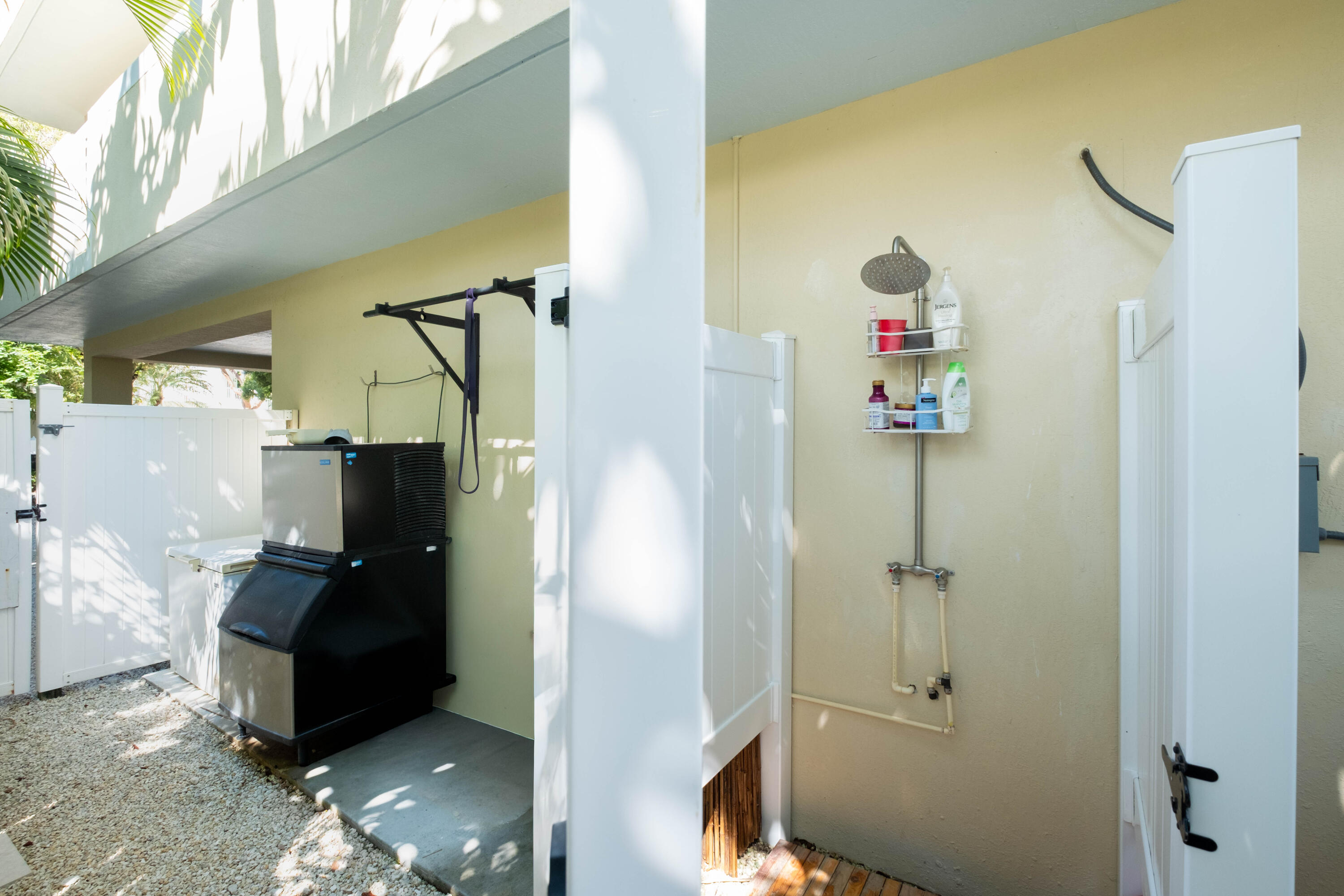 148 Riviera Drive Property Photo 39