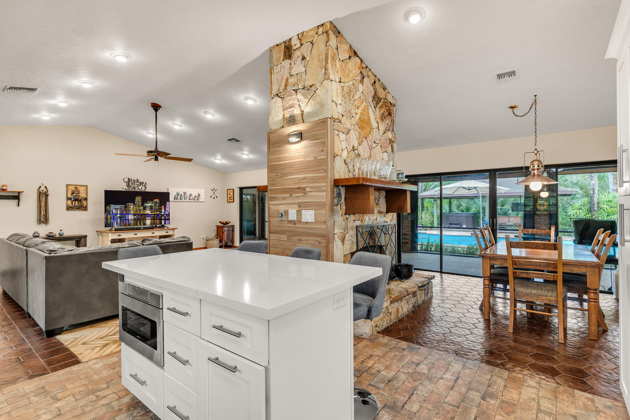 19120 Sw 270th Street Property Photo 13
