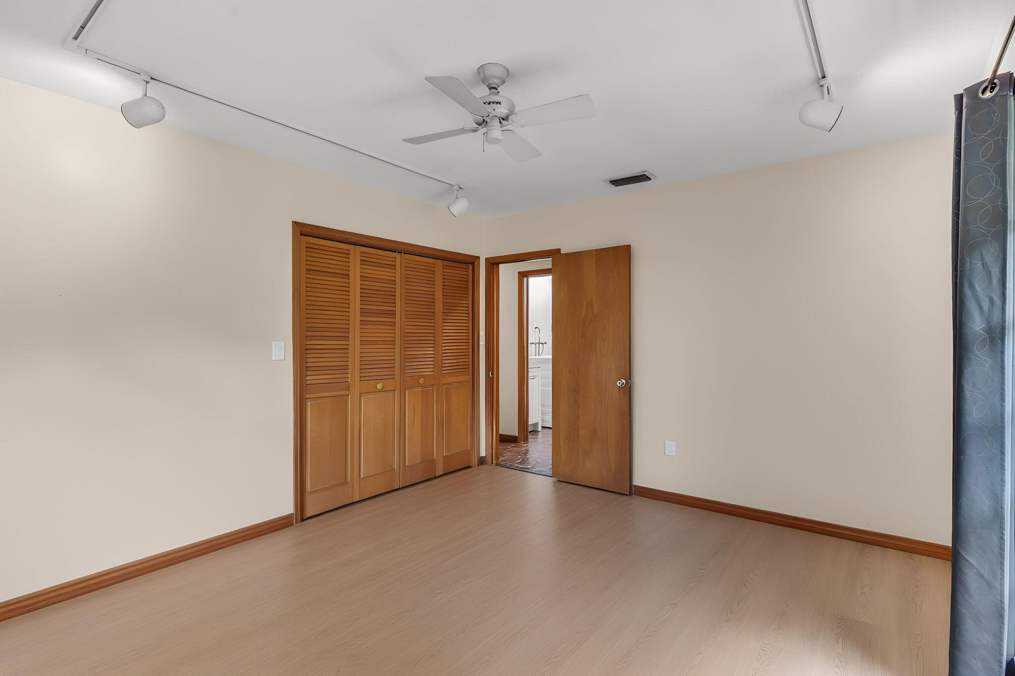 19120 Sw 270th Street Property Photo 19