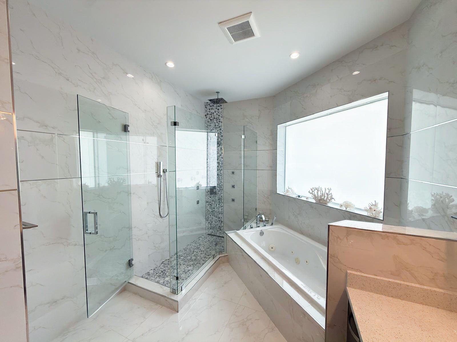108 Avenue D Property Photo 23