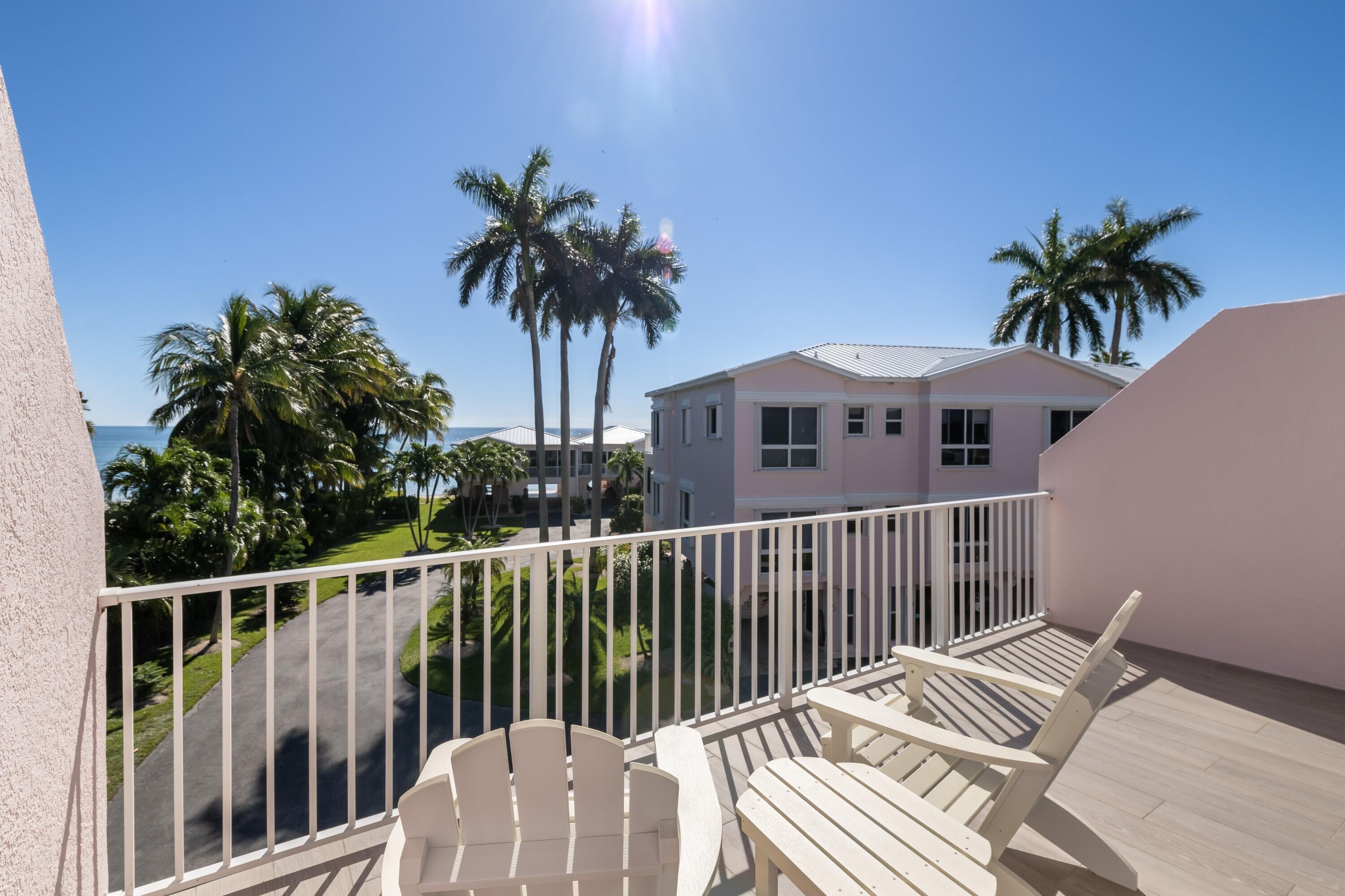 117 Coco Plum Drive D2 Property Photo 1