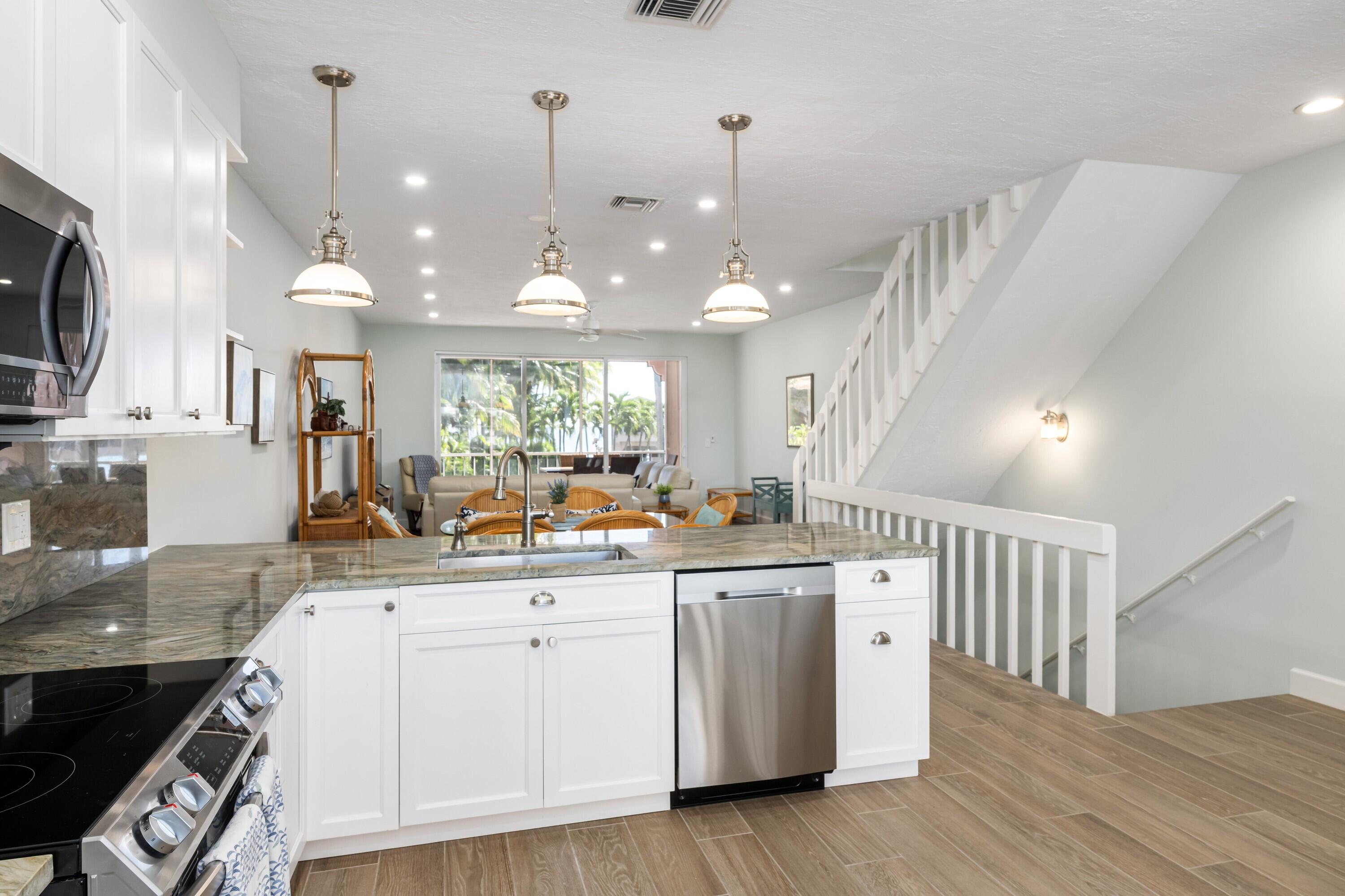 117 Coco Plum Drive D2 Property Photo 15