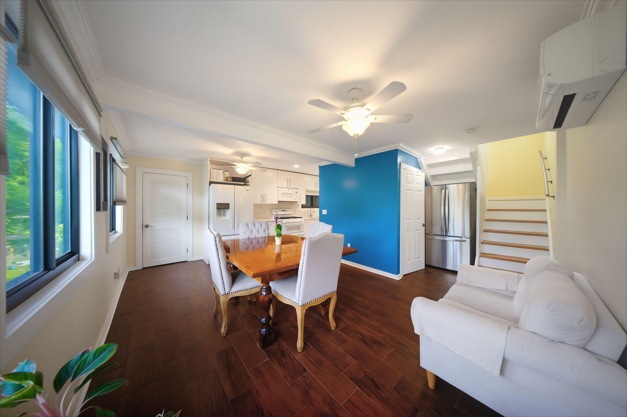 1160 Avenue A Property Photo 8