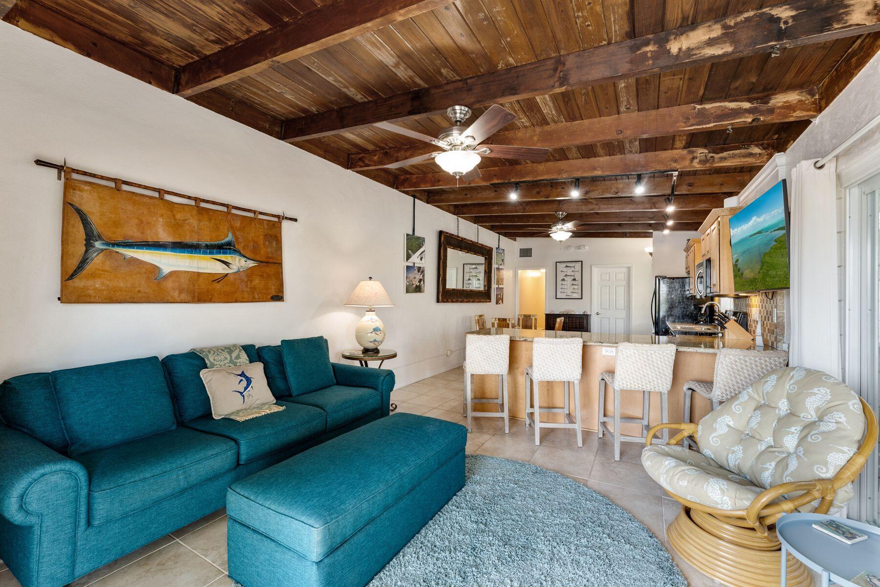 8 7th Street Property Photo 7