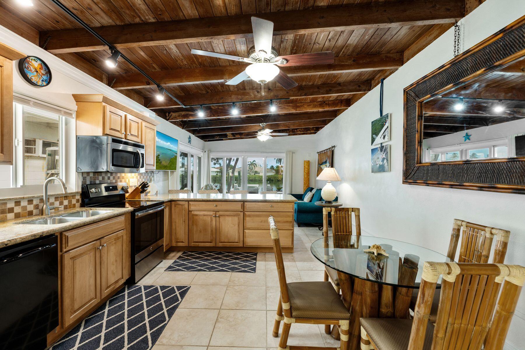 8 7th Street Property Photo 15