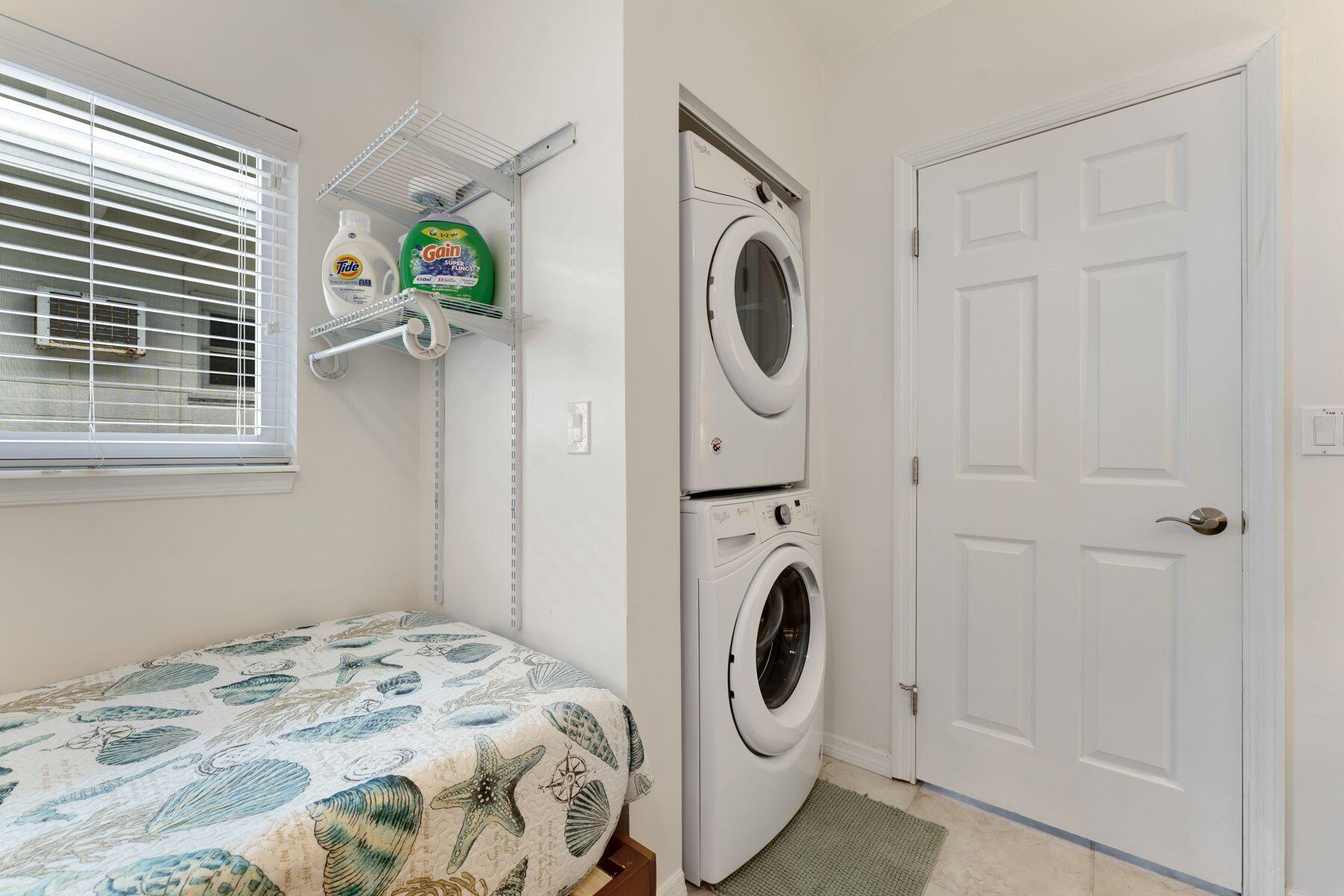 8 7th Street Property Photo 25