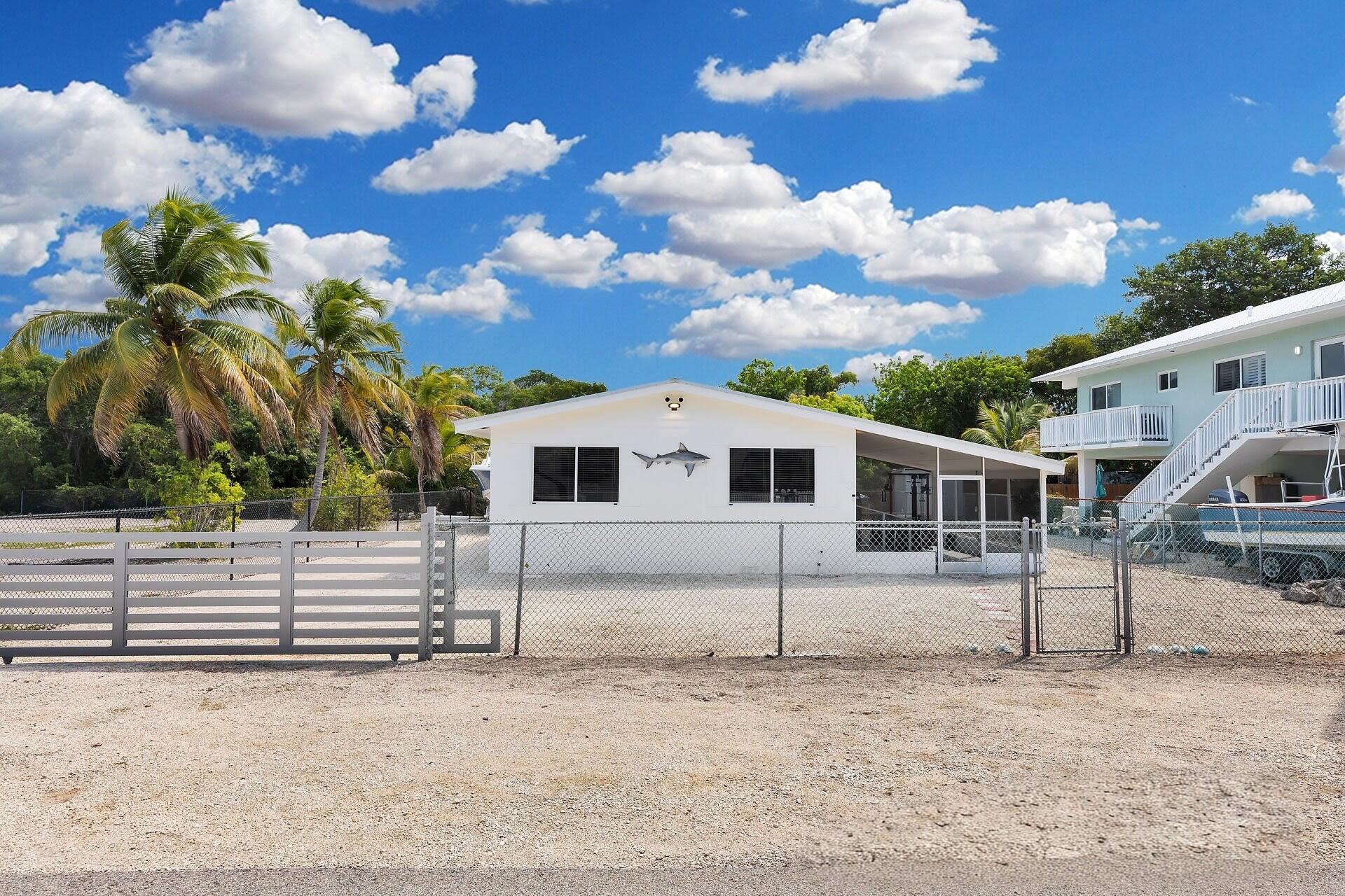 20 Palm Drive Property Photo 2