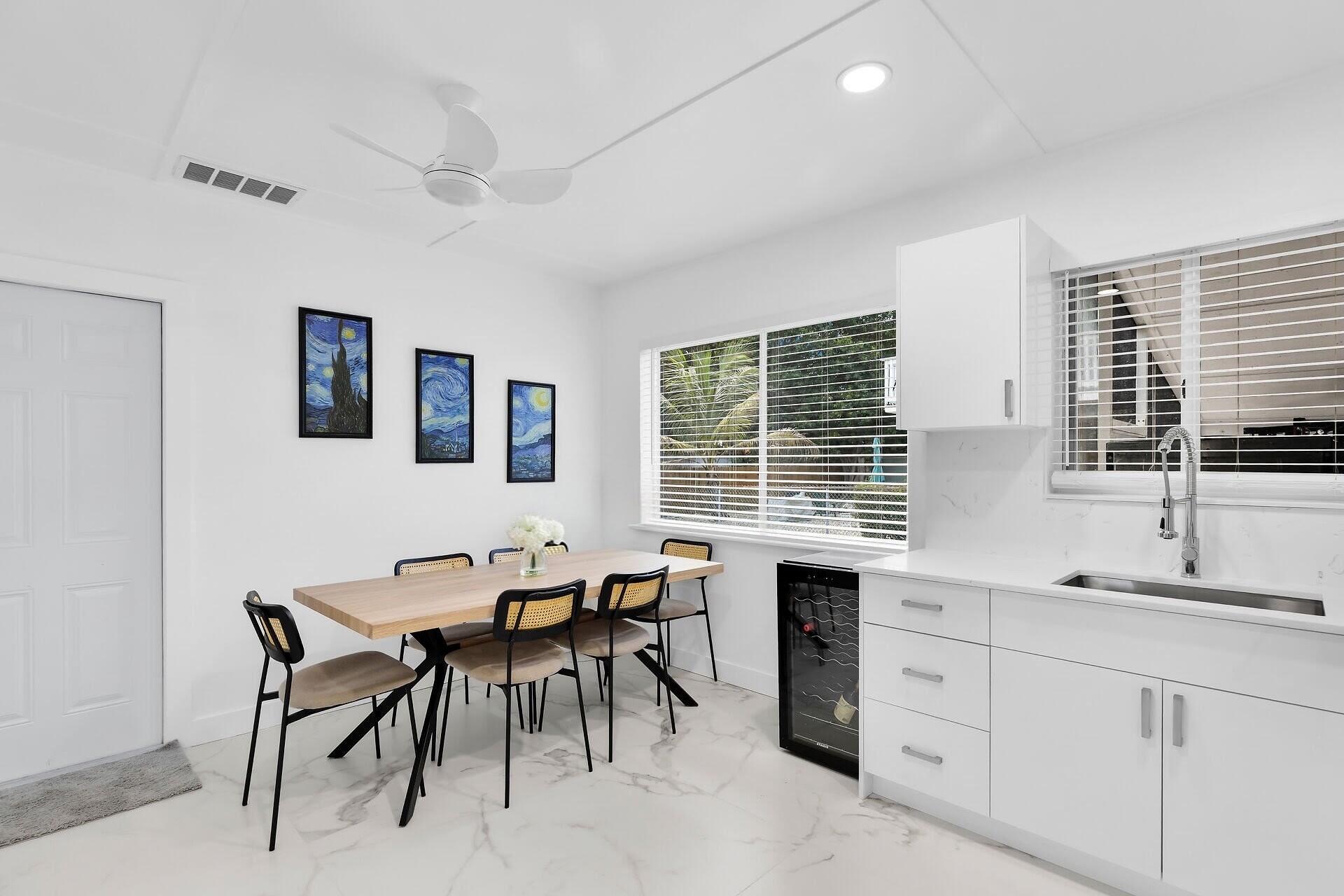 20 Palm Drive Property Photo 11