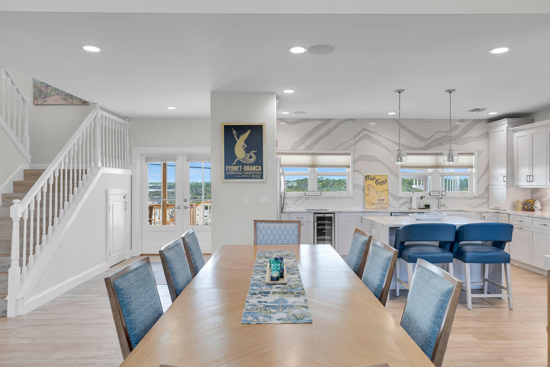 333 Indies Road Property Photo 20