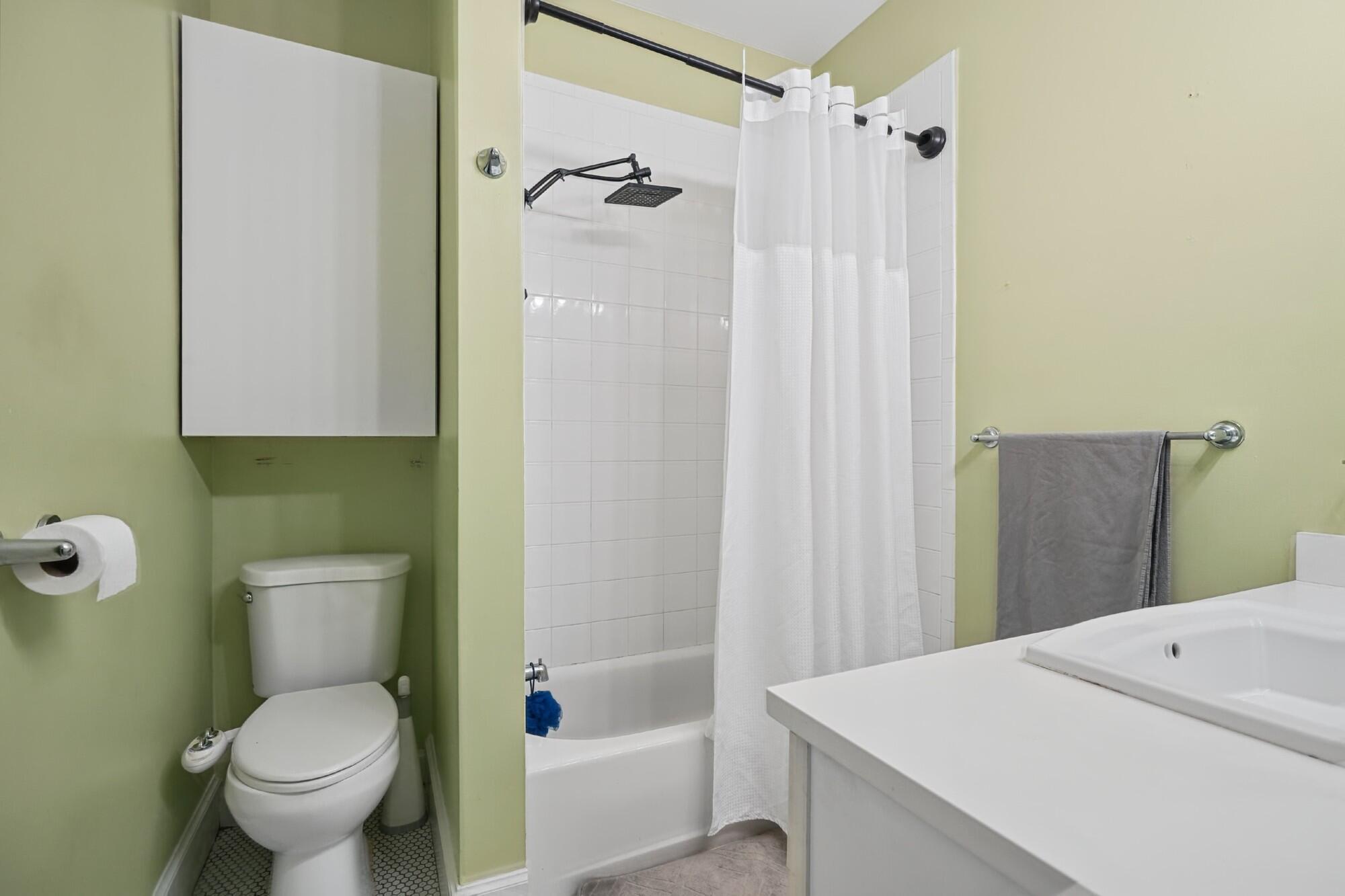 806 Florida Street Apt 5 Property Photo 15