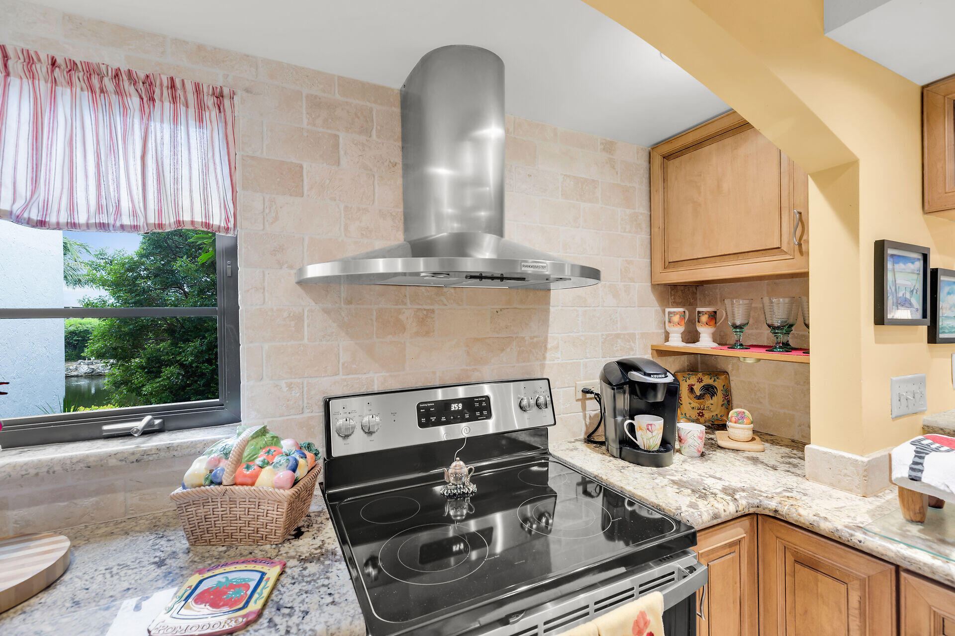 88181 Old Highway Apt G31 Property Photo 9