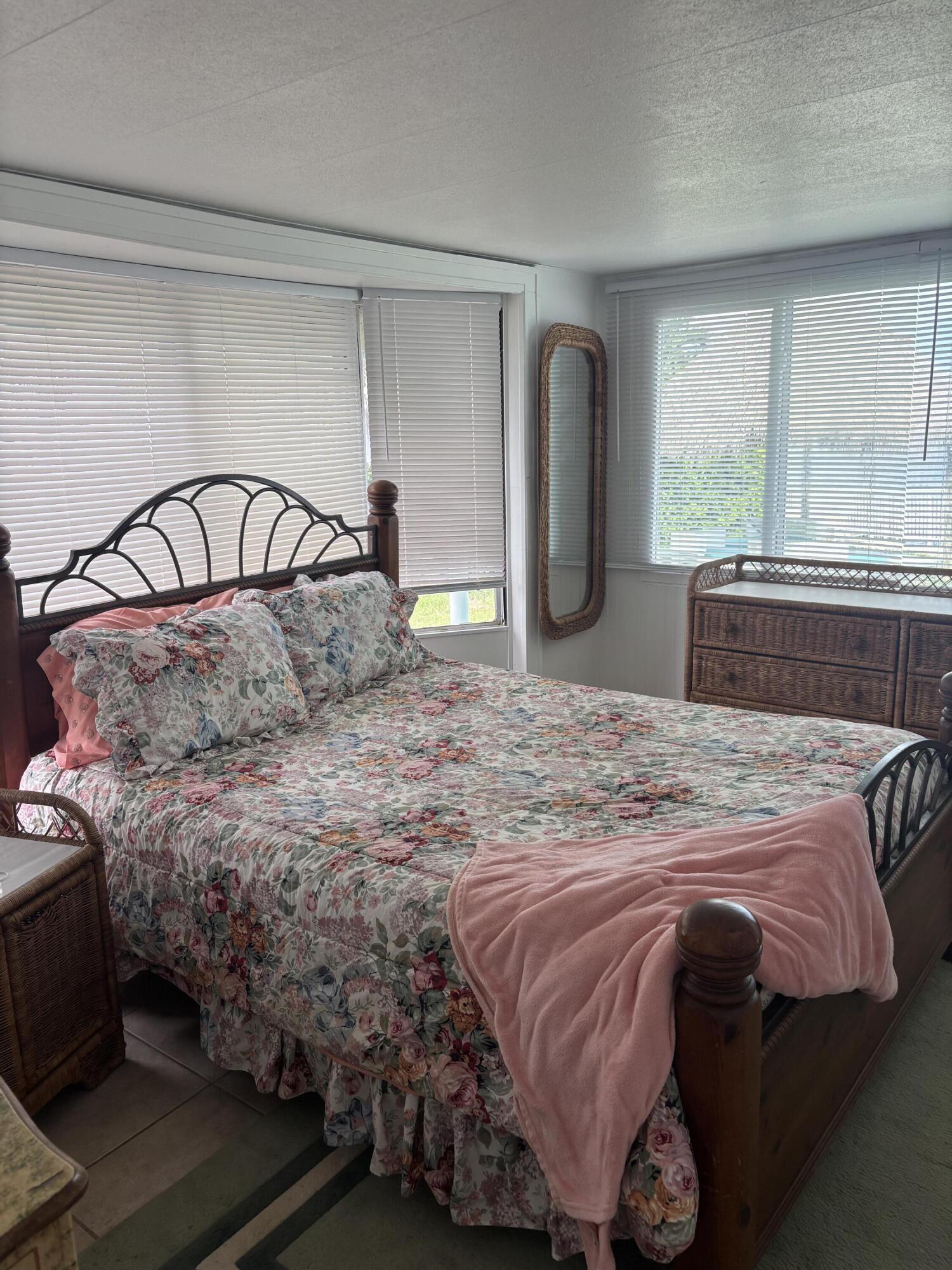 900 Morris Avenue Property Photo 15