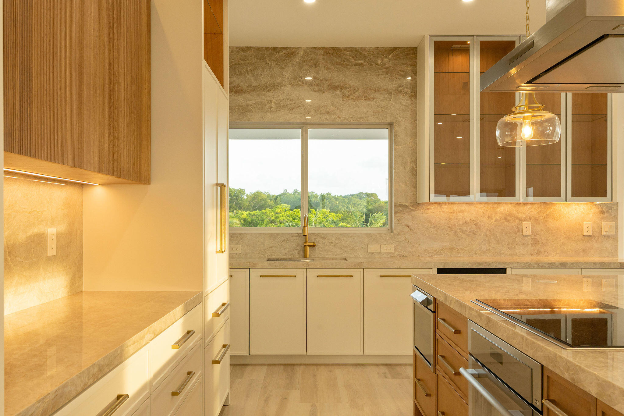 195 Ojibway Avenue Property Photo 86