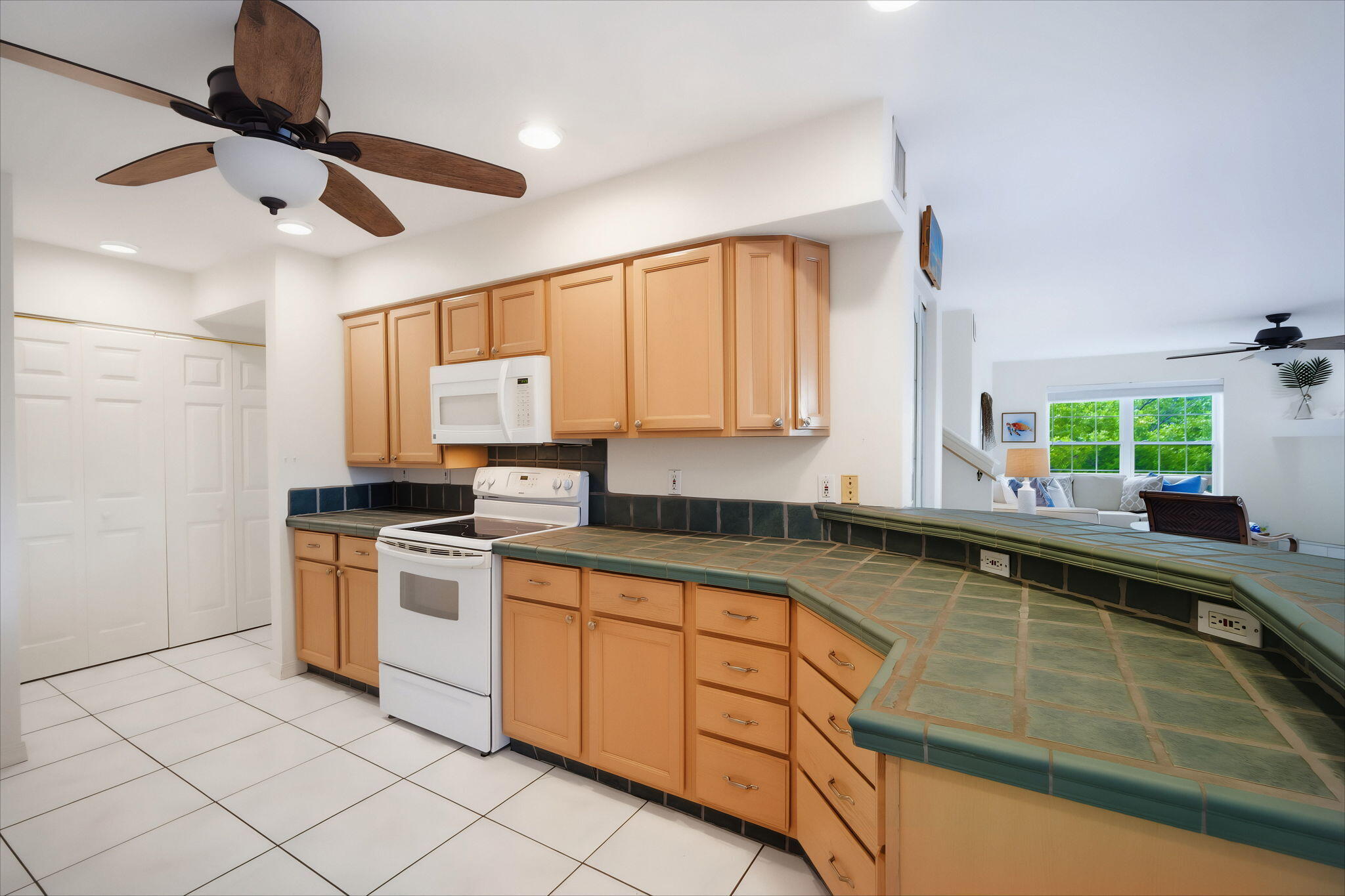 27383 Saint Martin Lane Property Photo 15