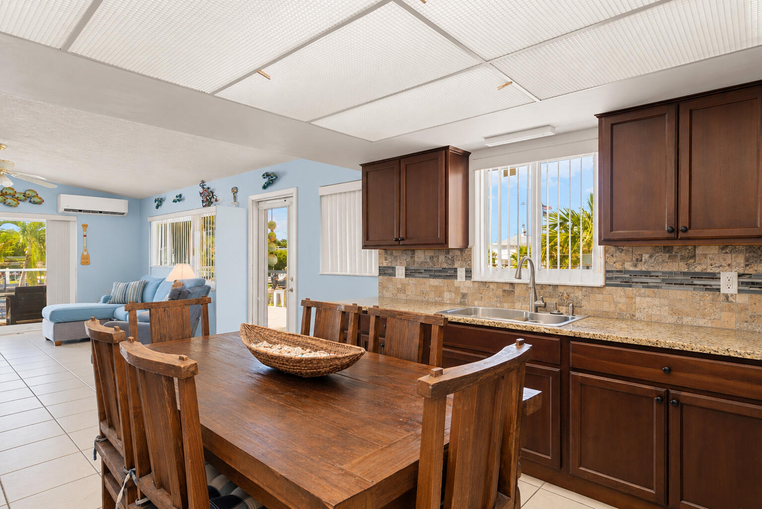 161 Palermo Drive Property Photo 4