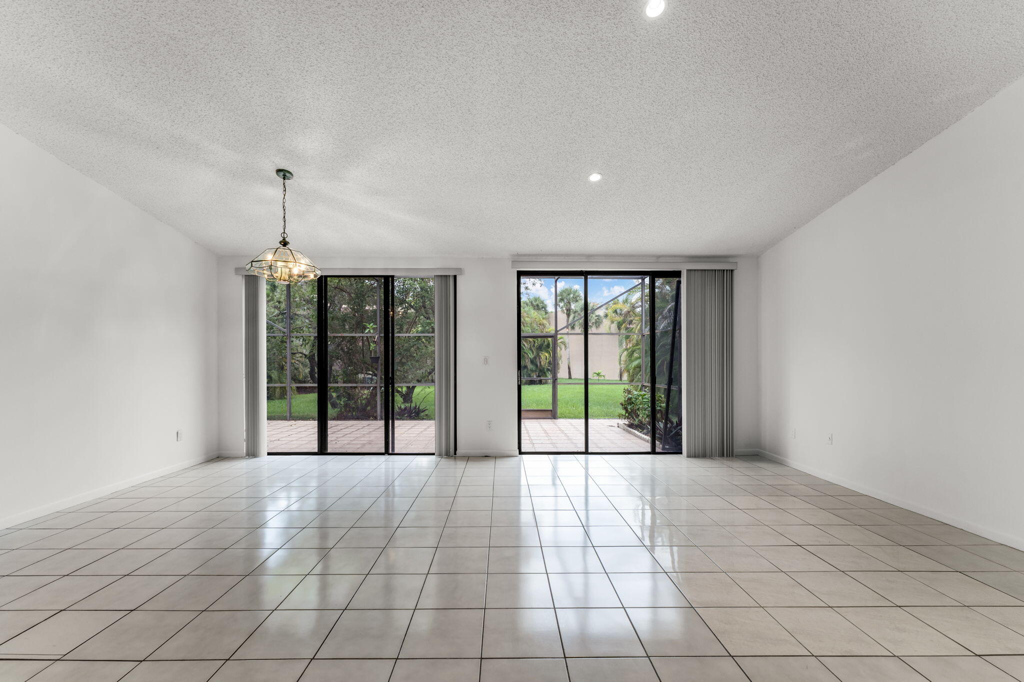 3807 Alcantara Avenue Unit A-77 Property Photo 7
