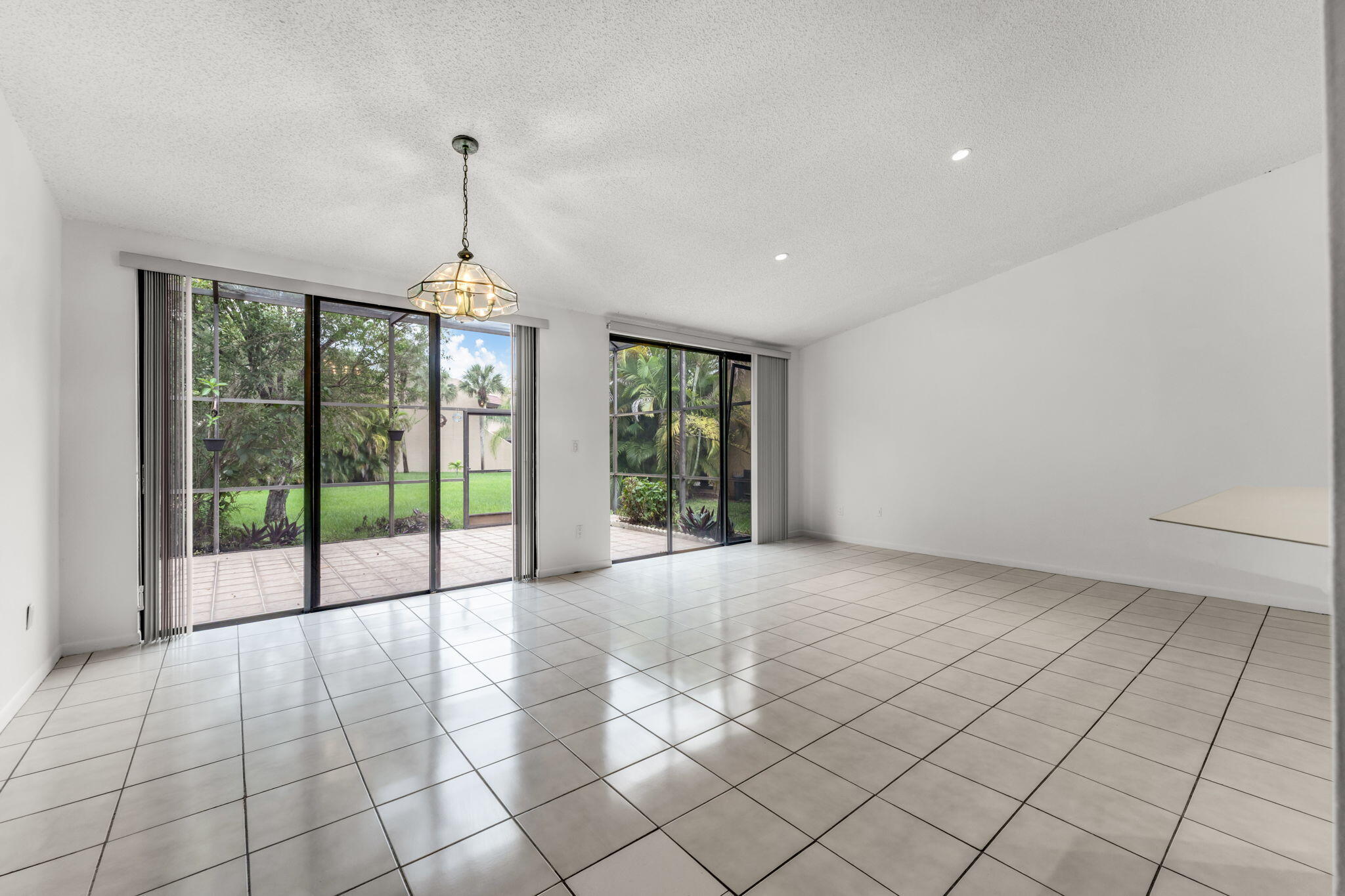 3807 Alcantara Avenue Unit A-77 Property Photo 8