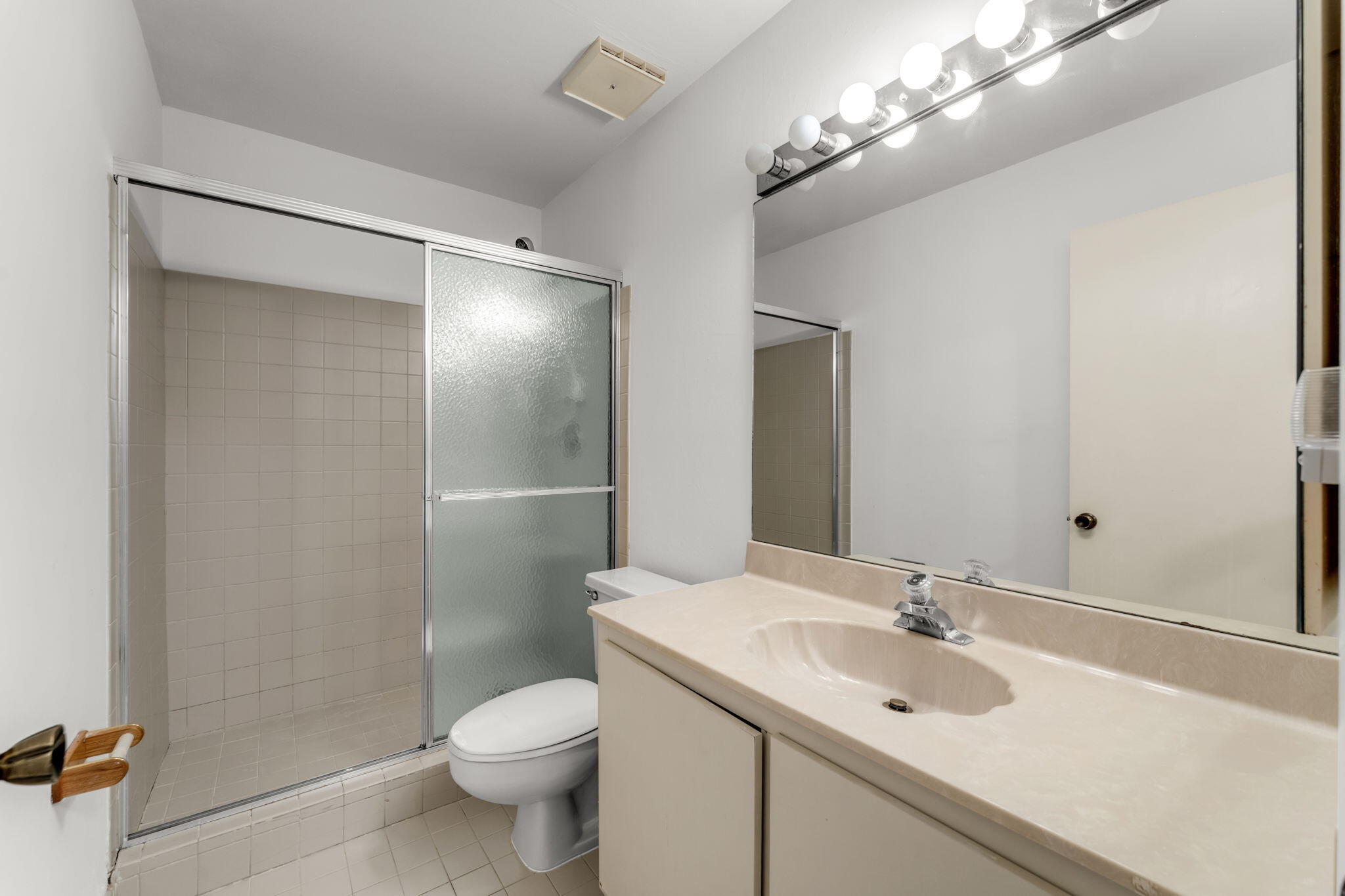 3807 Alcantara Avenue Unit A-77 Property Photo 17