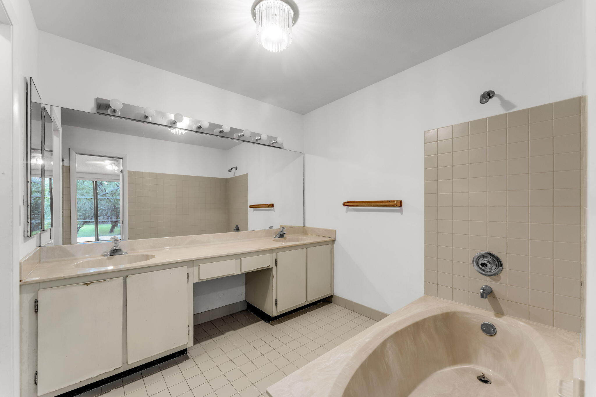 3807 Alcantara Avenue Unit A-77 Property Photo 23