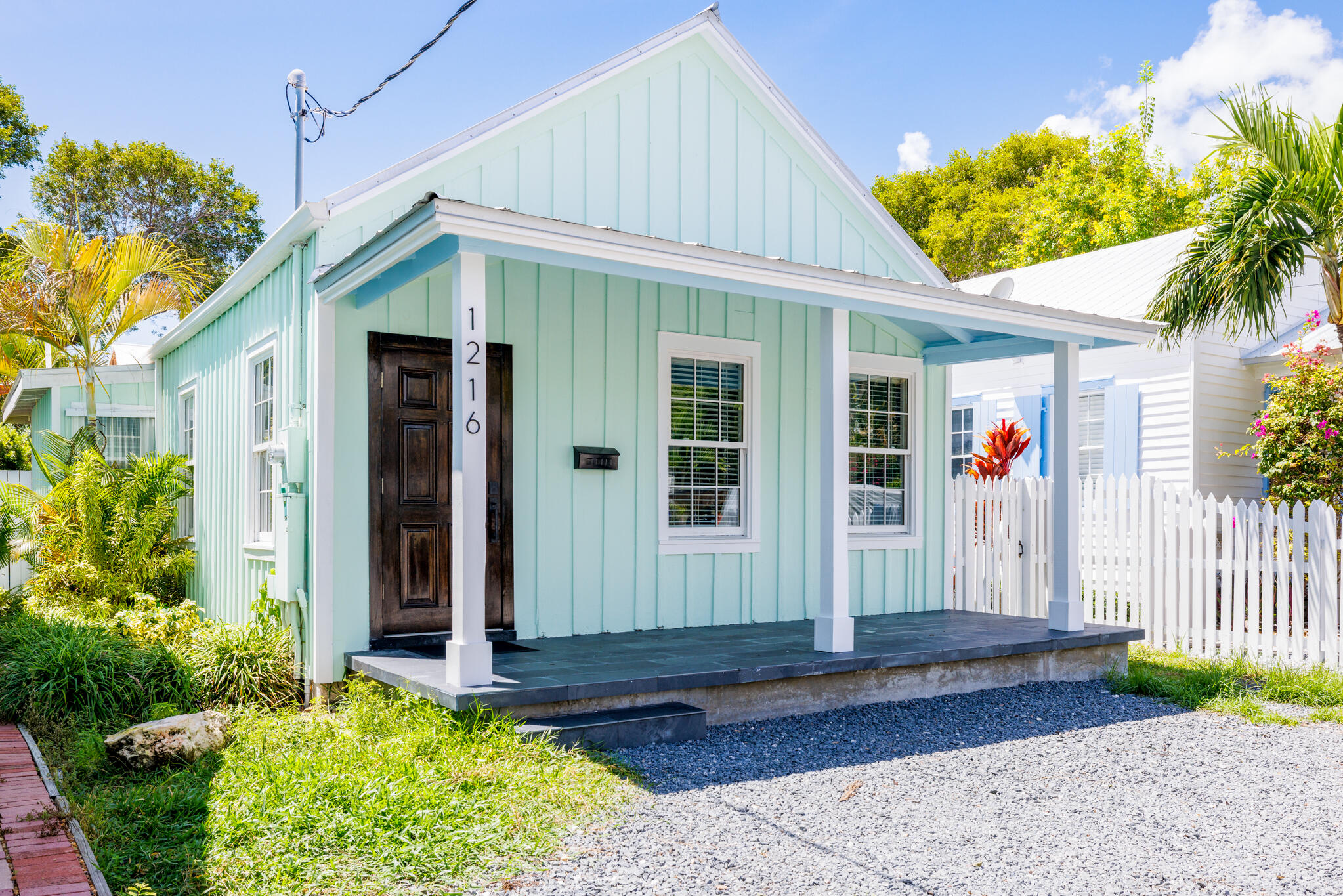 1216 Packer Street Property Photo 1