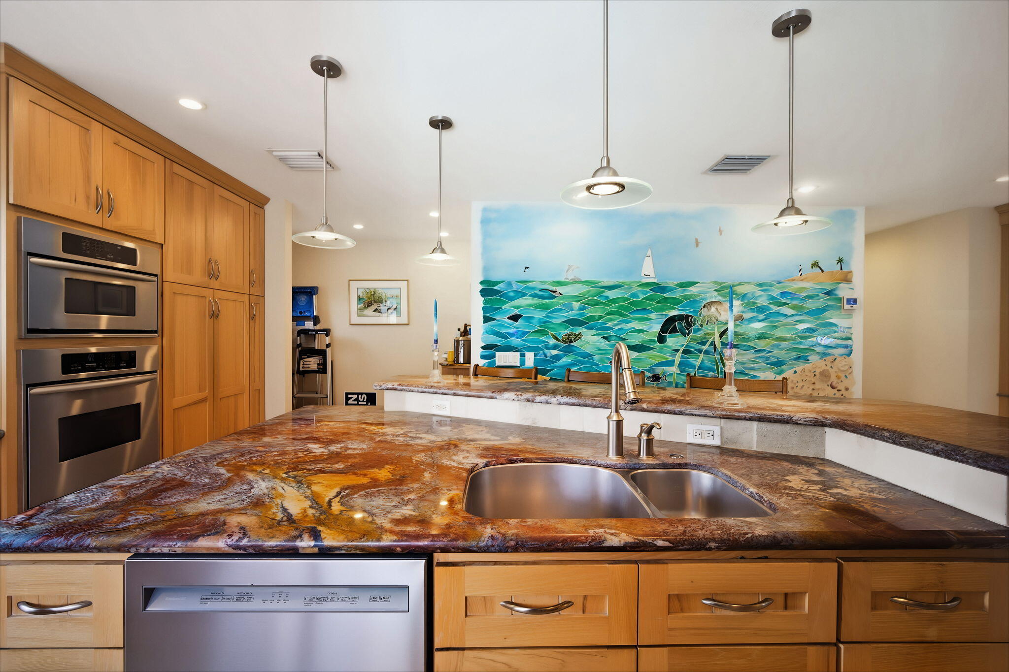 147 Gardenia Street Property Photo 14