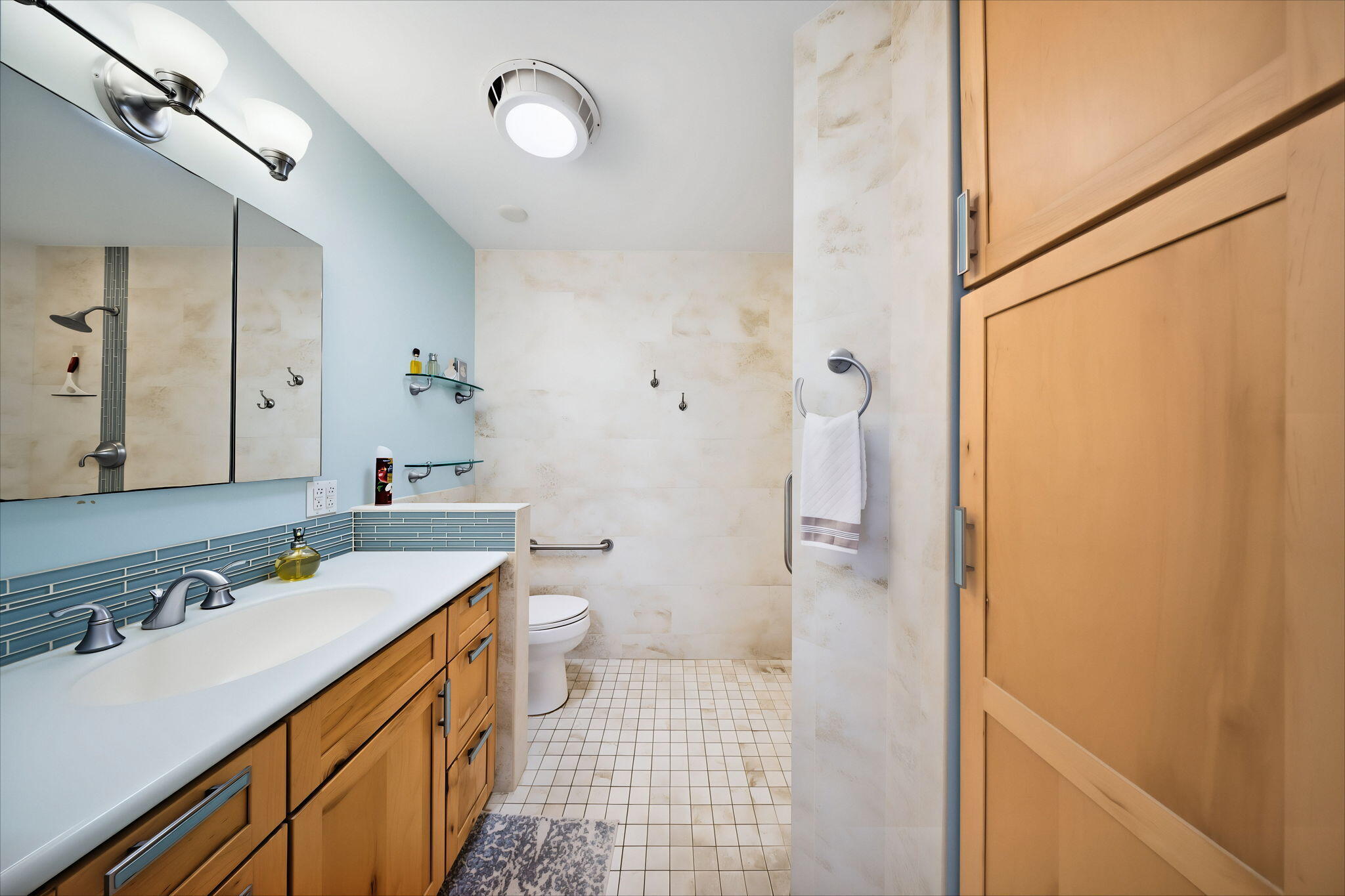 147 Gardenia Street Property Photo 27