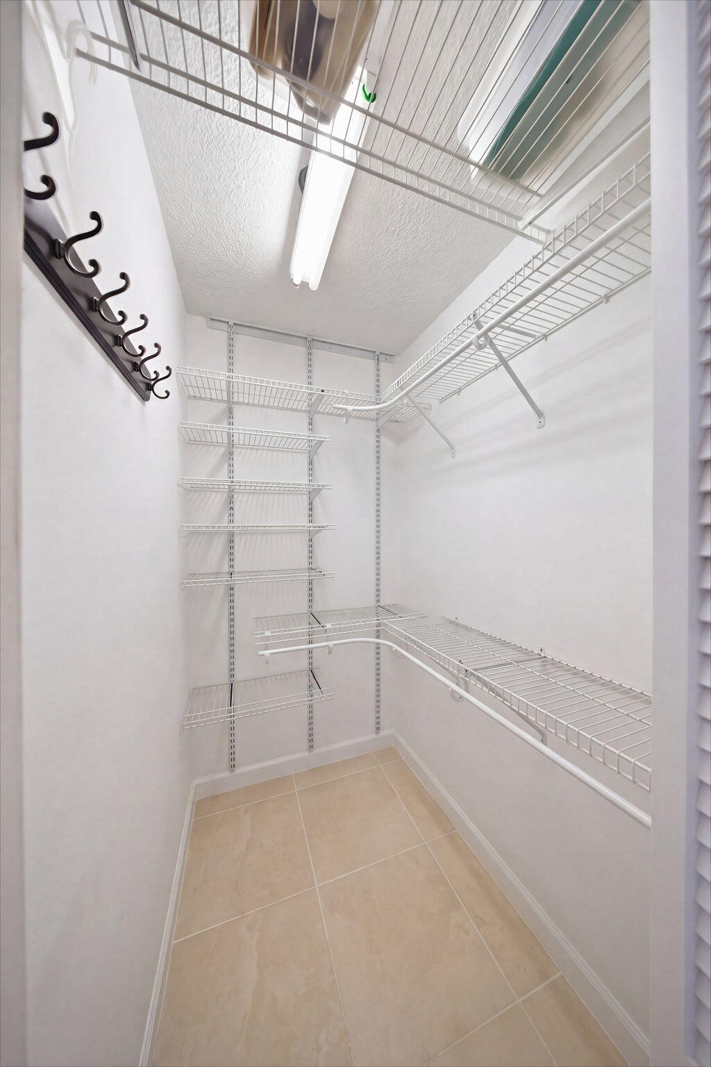 147 Gardenia Street Property Photo 30