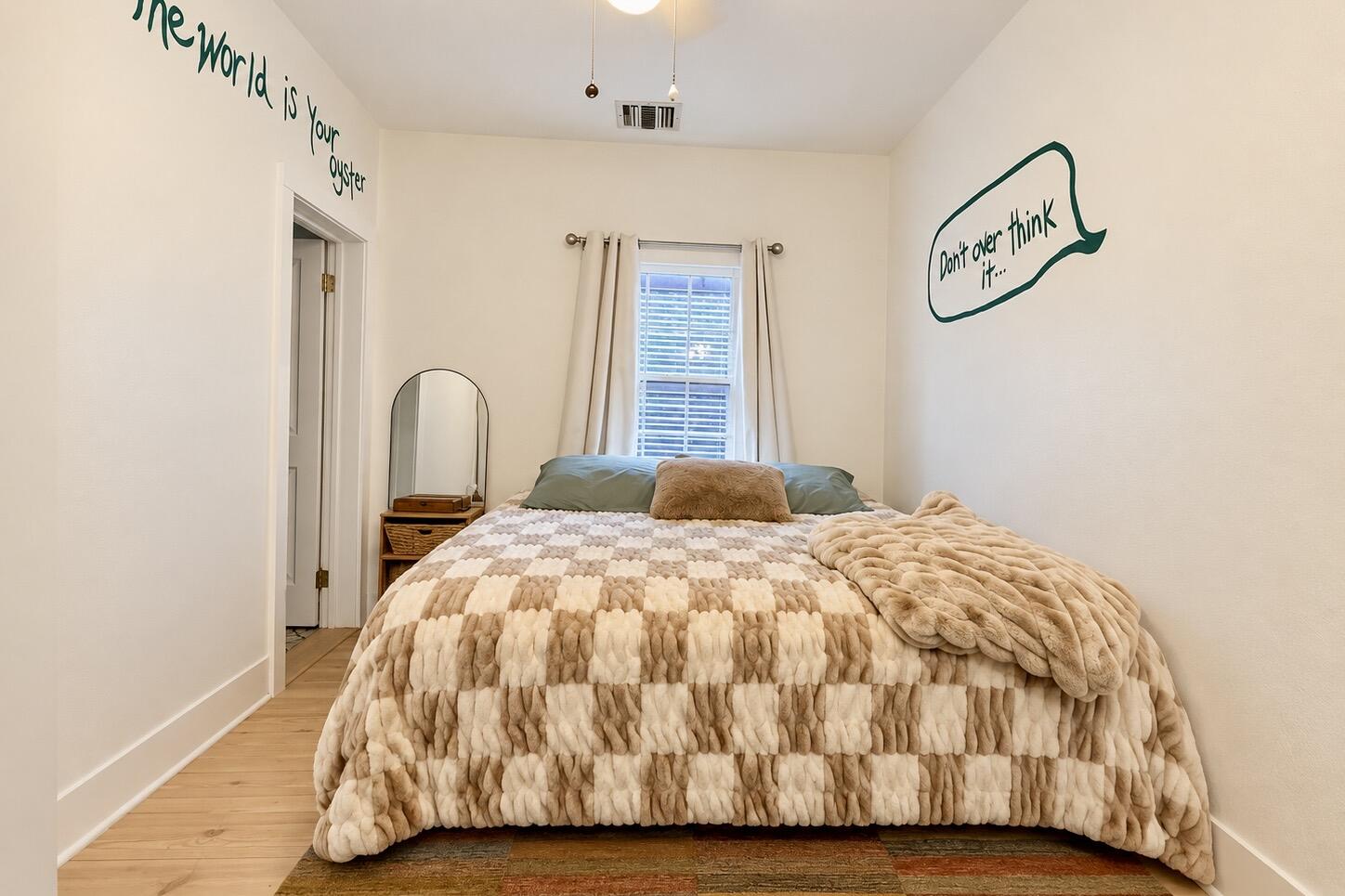 418 Amelia Street Property Photo 10