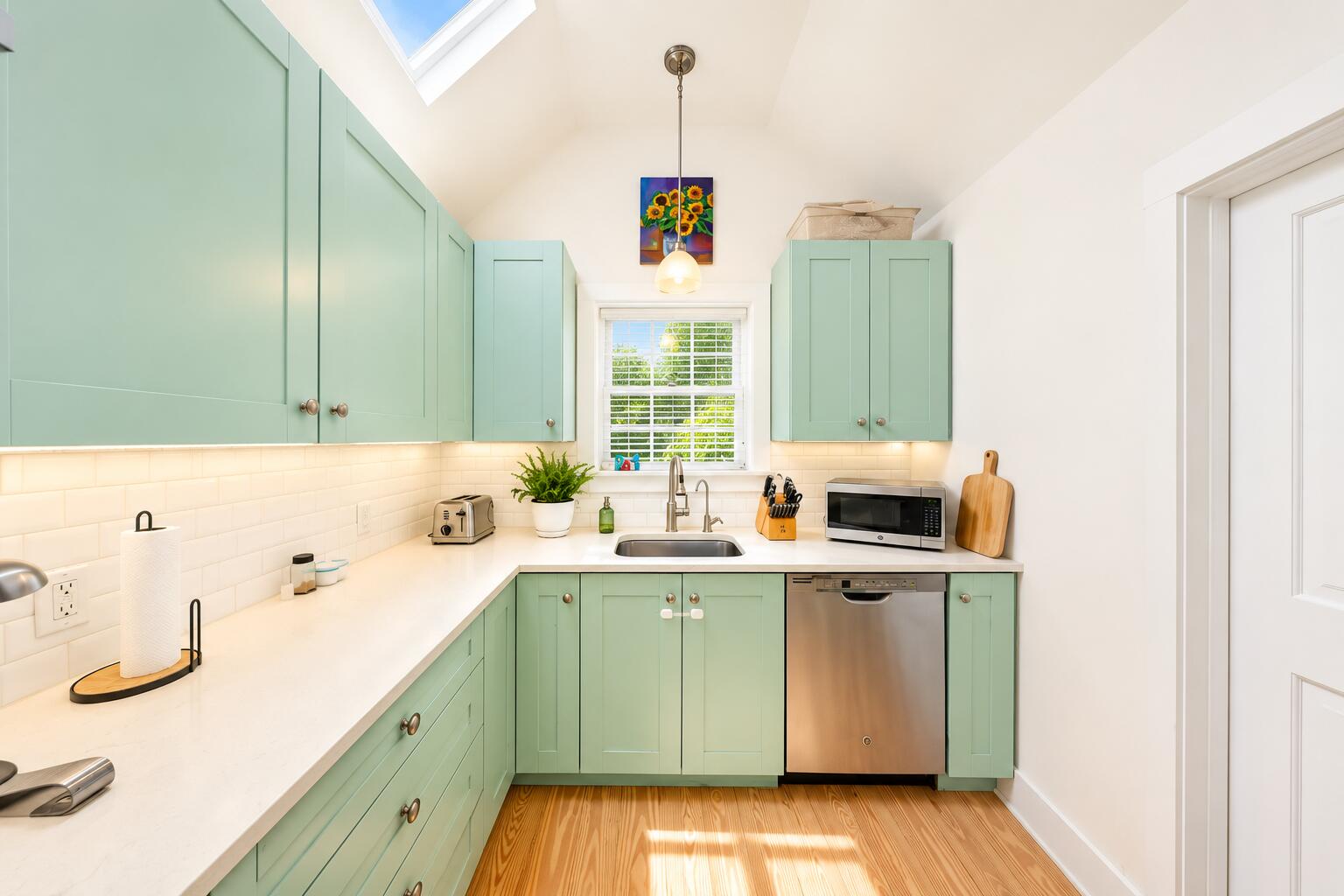 418 Amelia Street Property Photo 13