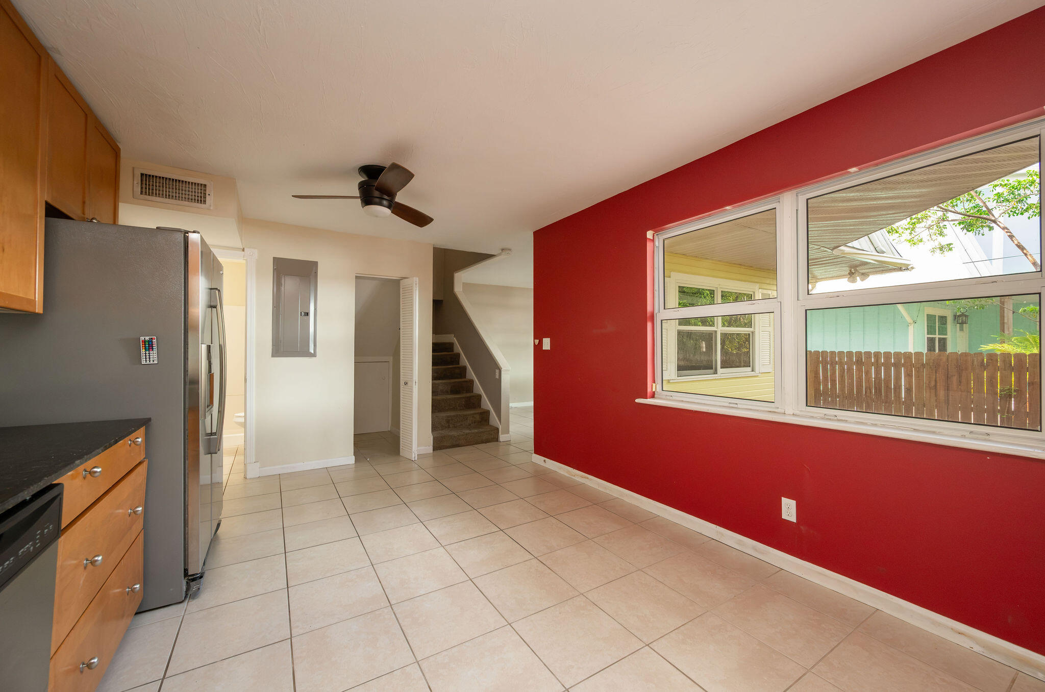 3316 Harriet Avenue Property Photo 10
