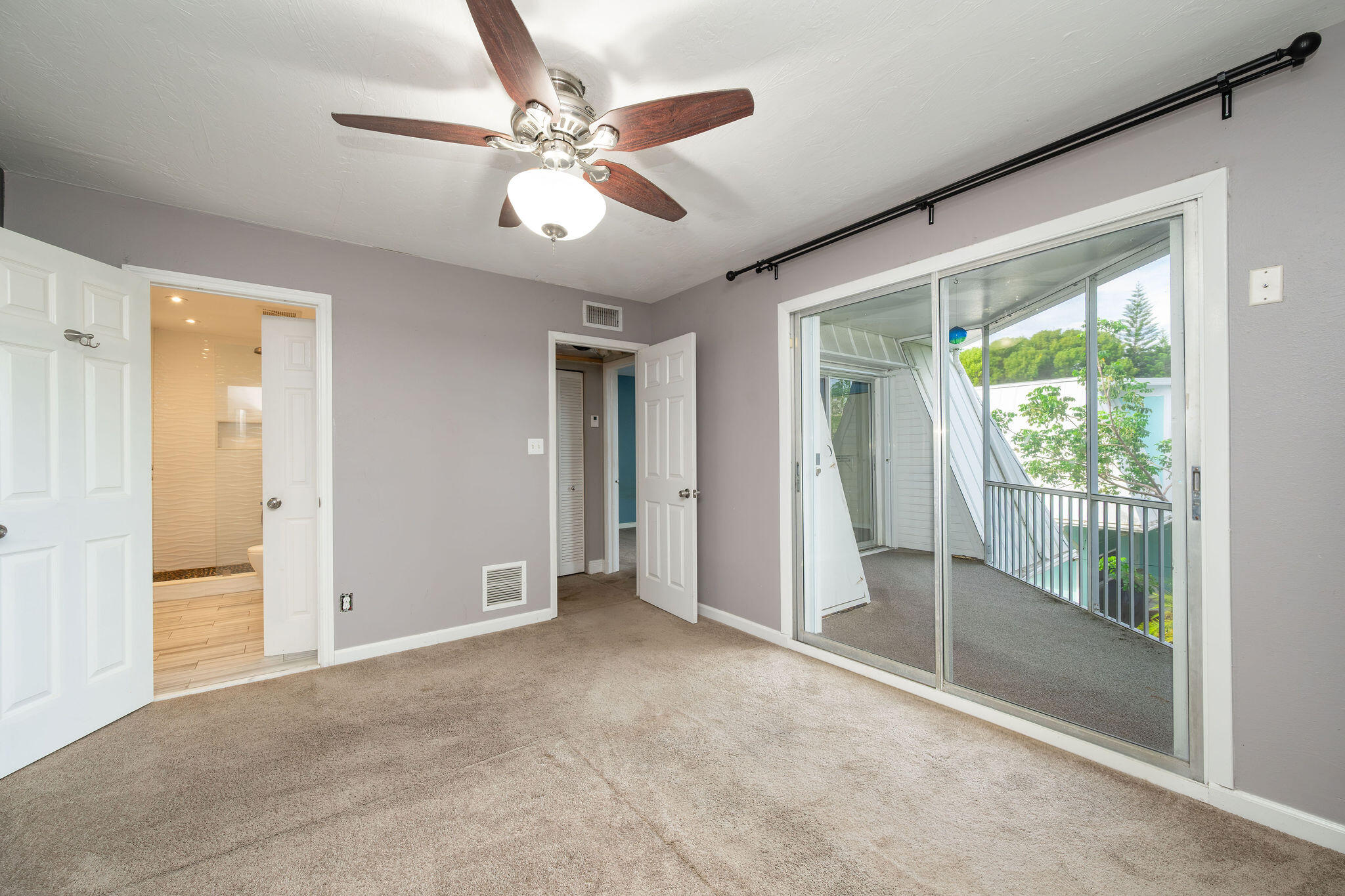 3316 Harriet Avenue Property Photo 14