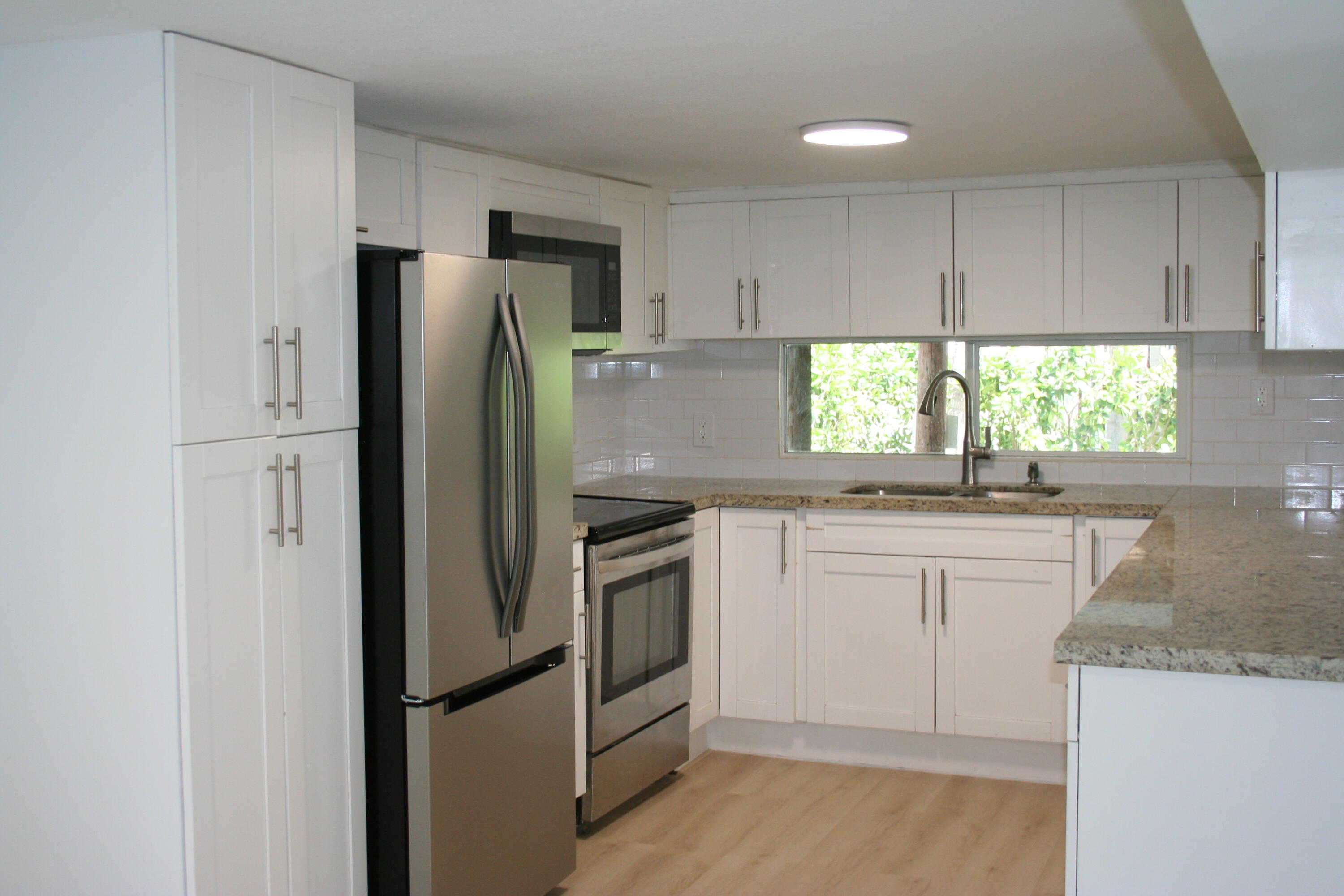 181 2nd Court Property Photo 8