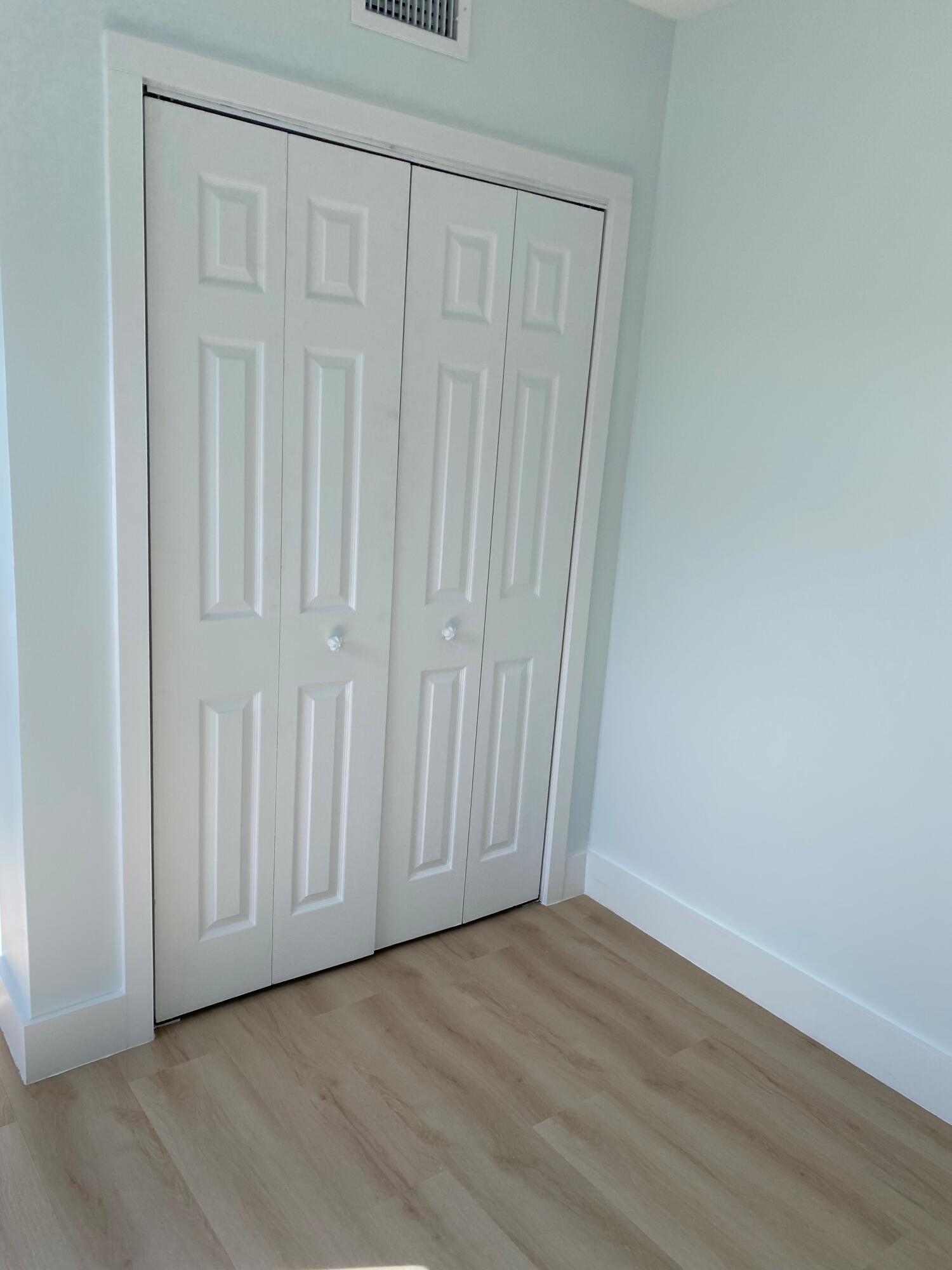 181 2nd Court Property Photo 22