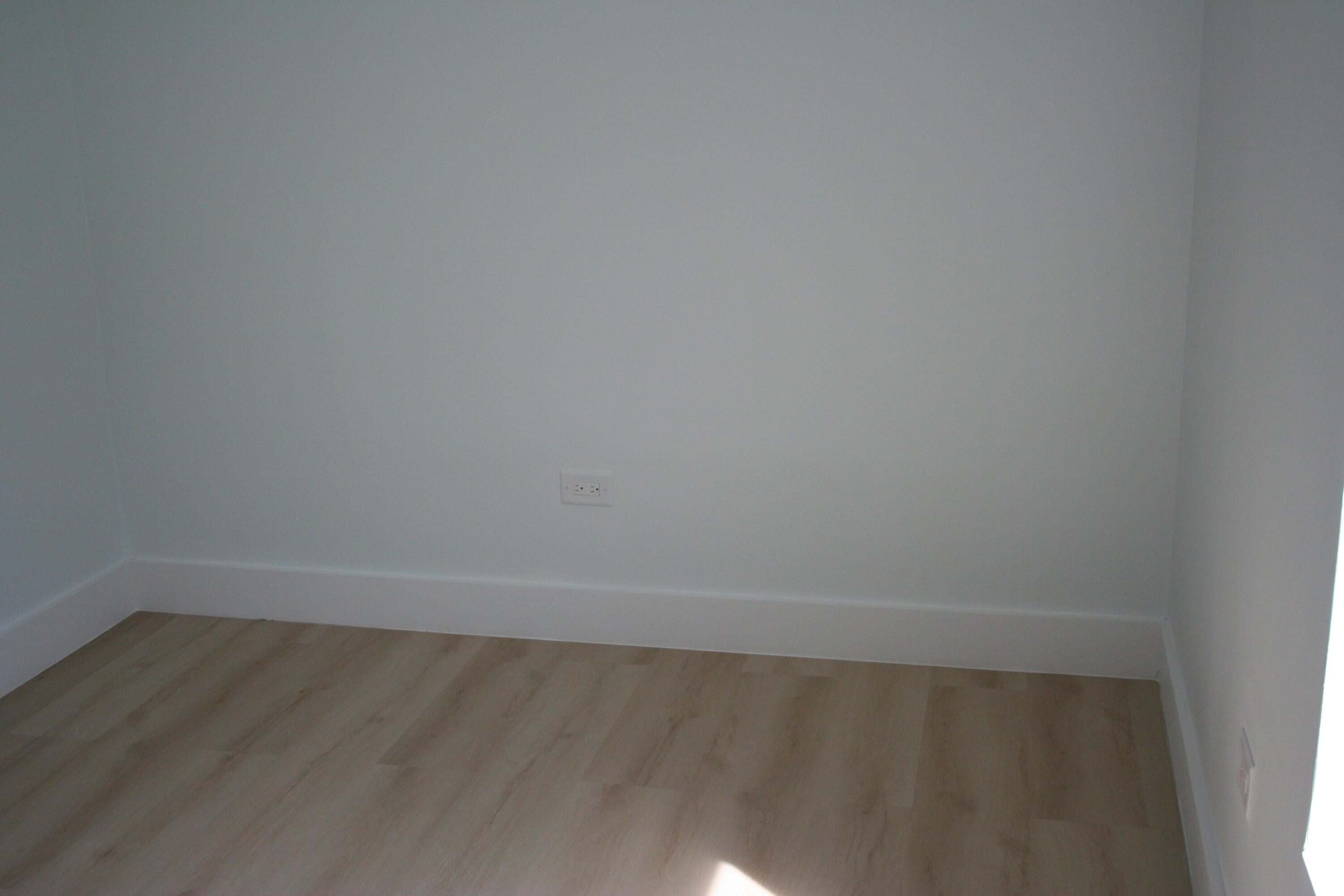 181 2nd Court Property Photo 27