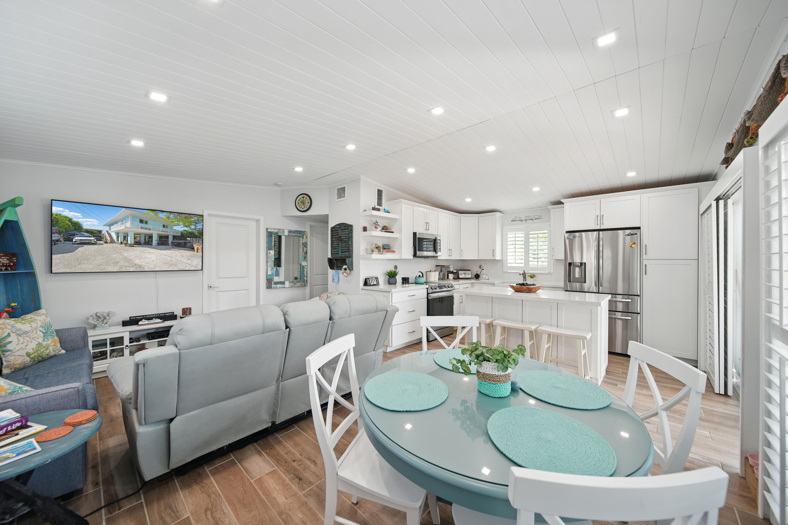 95401 Overseas Highway Property Photo 14