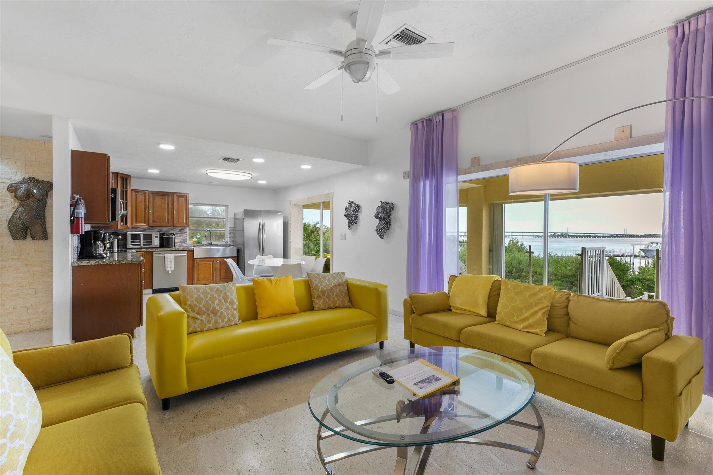 481 E Shore Drive Property Photo 5