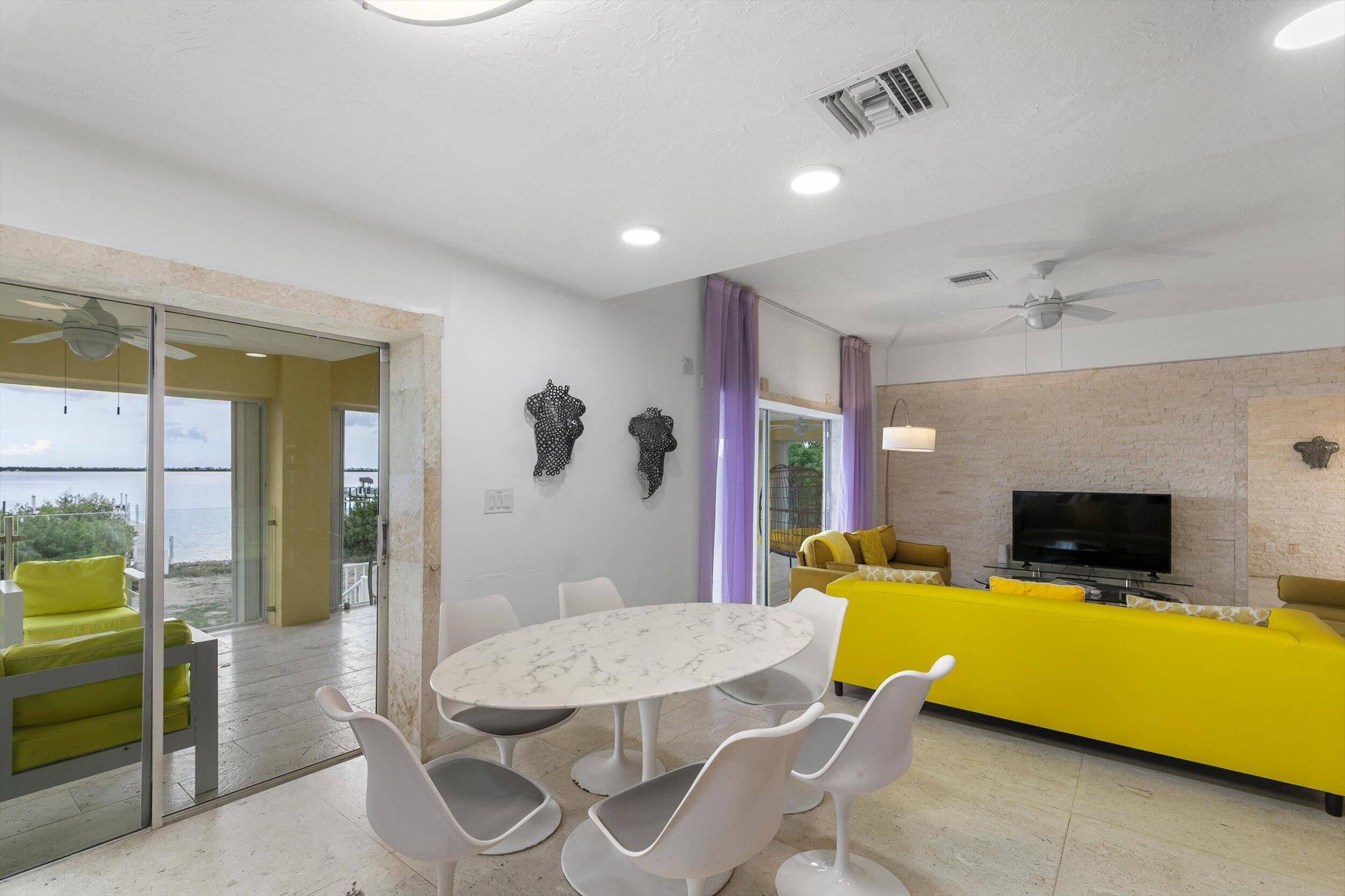 481 E Shore Drive Property Photo 12