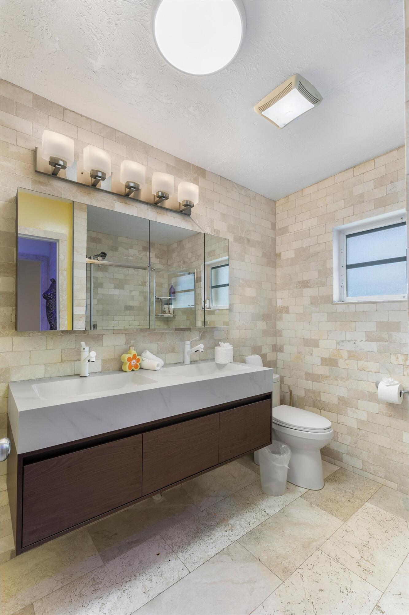 481 E Shore Drive Property Photo 38