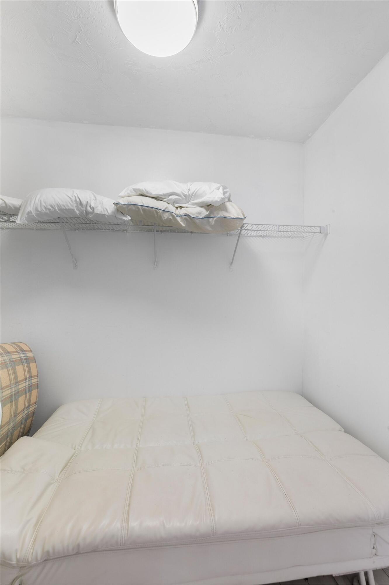 481 E Shore Drive Property Photo 39