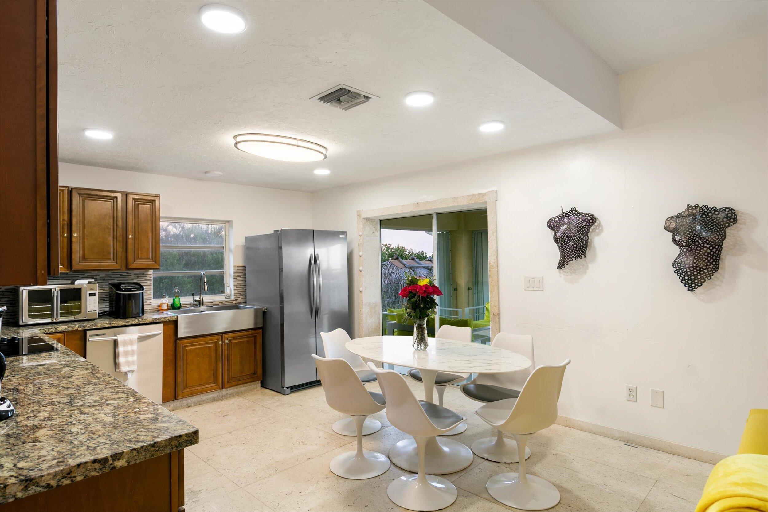 481 E Shore Drive Property Photo 94